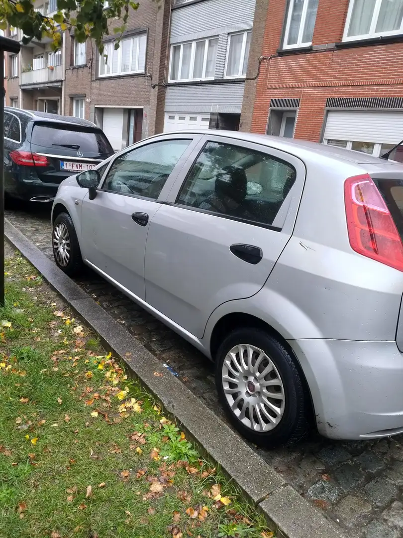 Fiat Punto 1.1i Grijs - 1