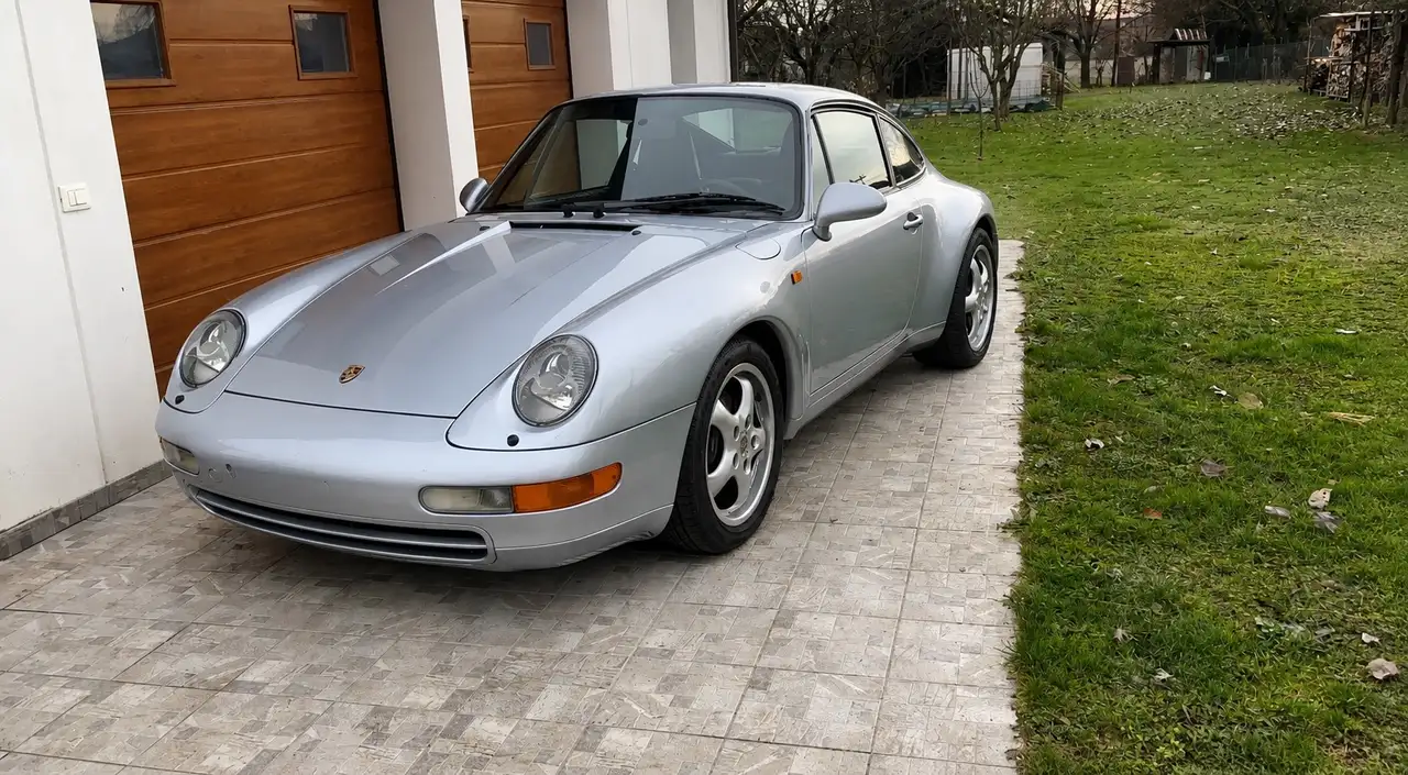 Porsche 993 911 Coupe 3.6 Carrera, foto 2
