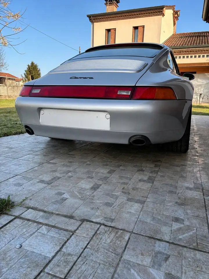 Porsche 993 911 Coupe 3.6 Carrera, foto 4