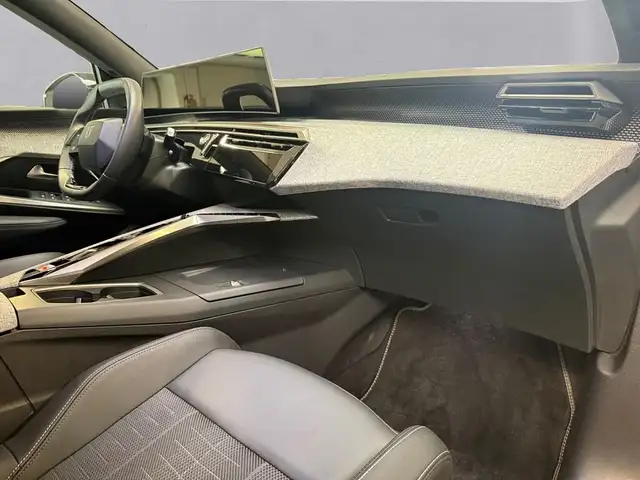 Peugeot 3008 view 14