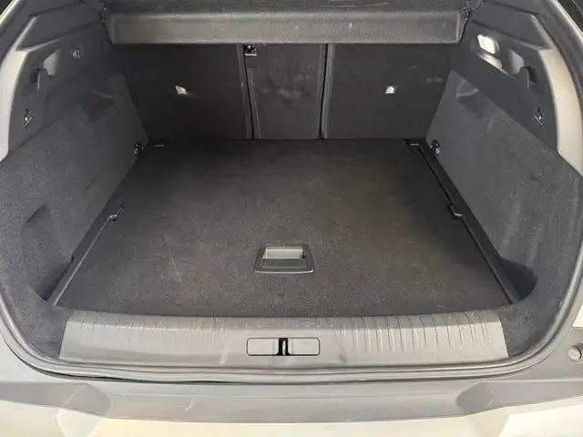 Peugeot 3008 view 15