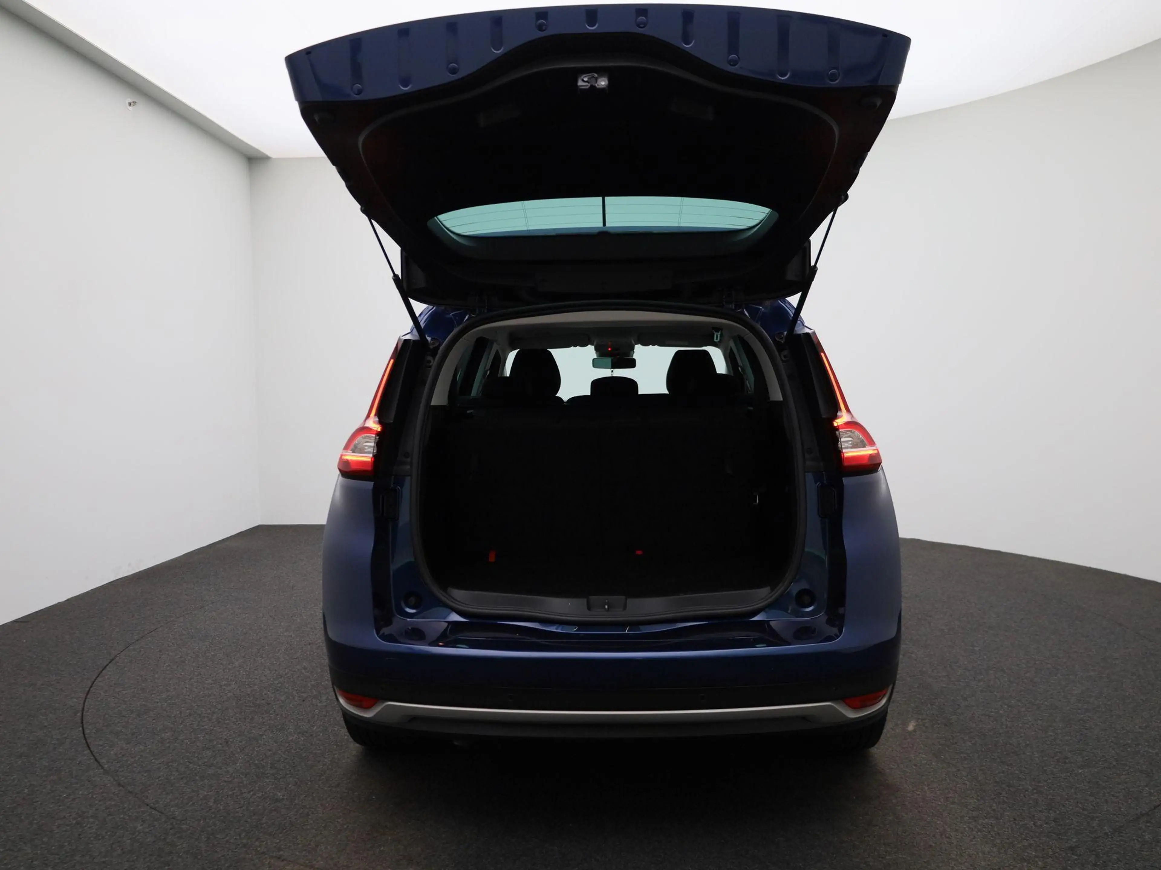 Renault Grand Scenic 1.3 TCe Business Zen 7p. | 7 Persoons | Navigatie — photo 11