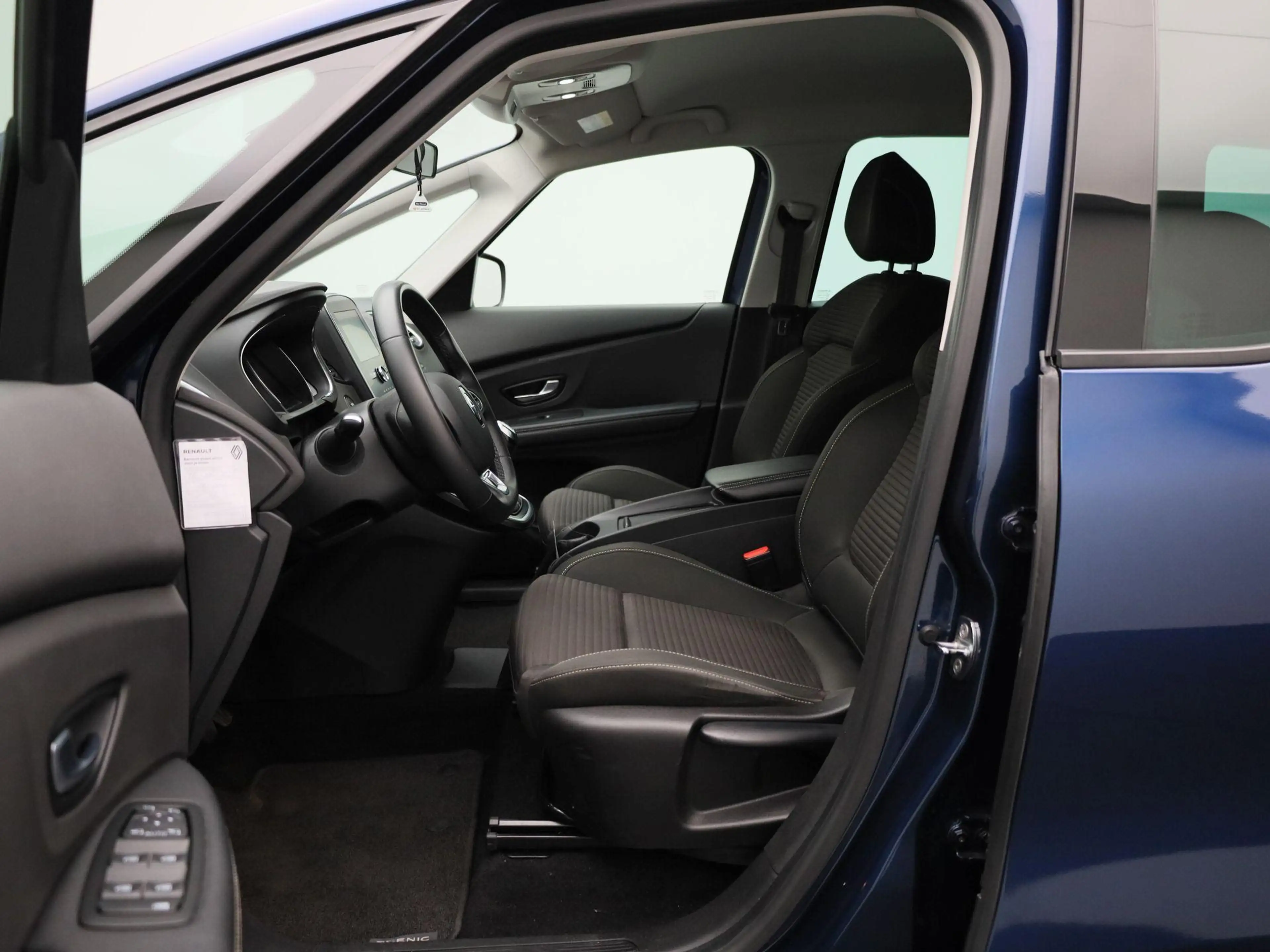 Renault Grand Scenic 1.3 TCe Business Zen 7p. | 7 Persoons | Navigatie — photo 9