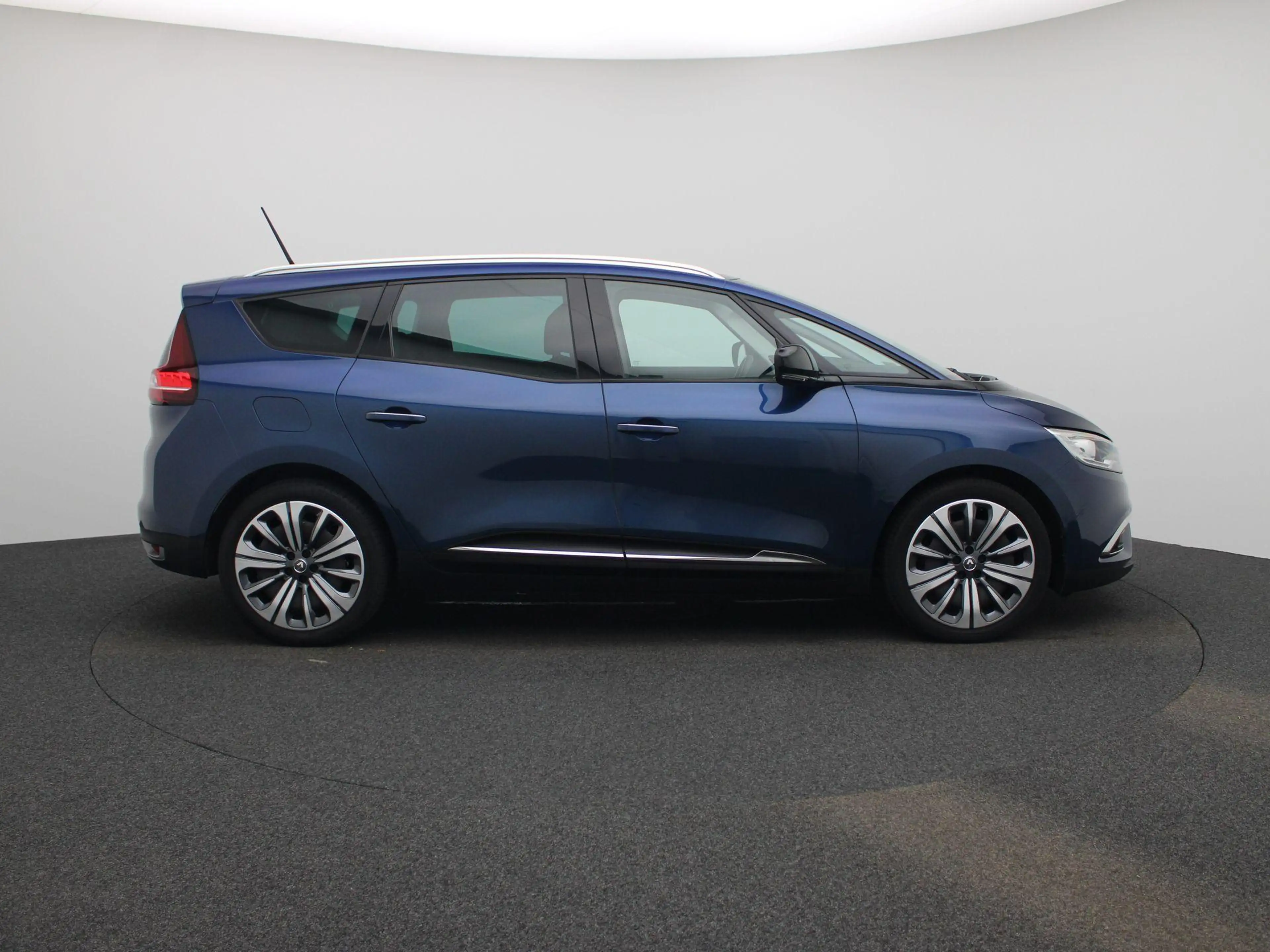 Renault Grand Scenic 1.3 TCe Business Zen 7p. | 7 Persoons | Navigatie — photo 6