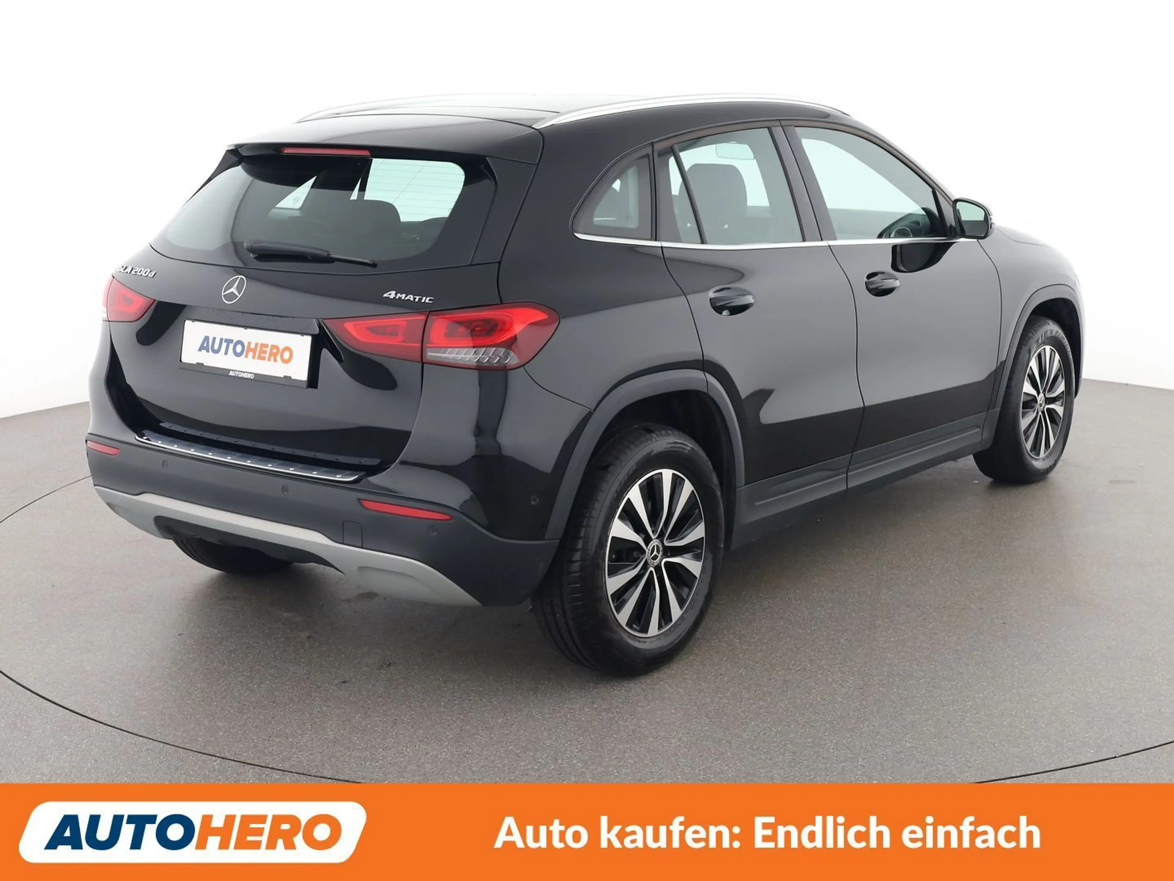 Mercedes-Benz GLA 200 GLA 200 d 4Matic Style — photo 6