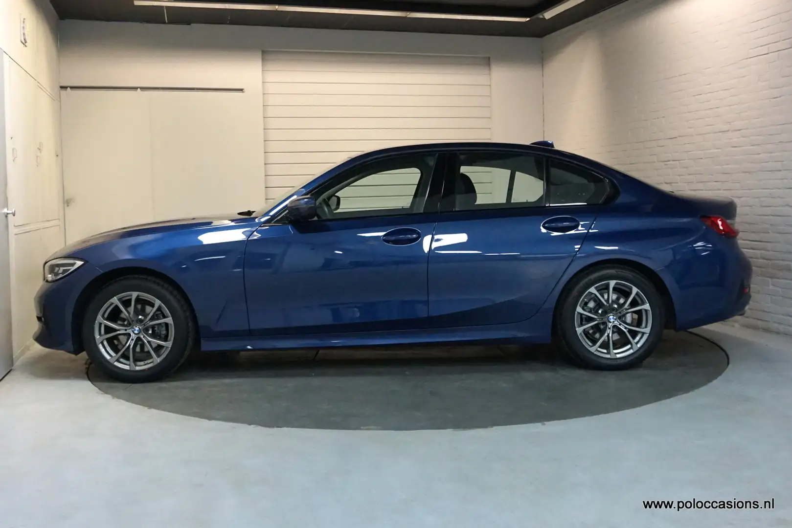 BMW 318 3-serie 318i Automaat | Carplay | LED | DAB+ | Spo Azul - 2