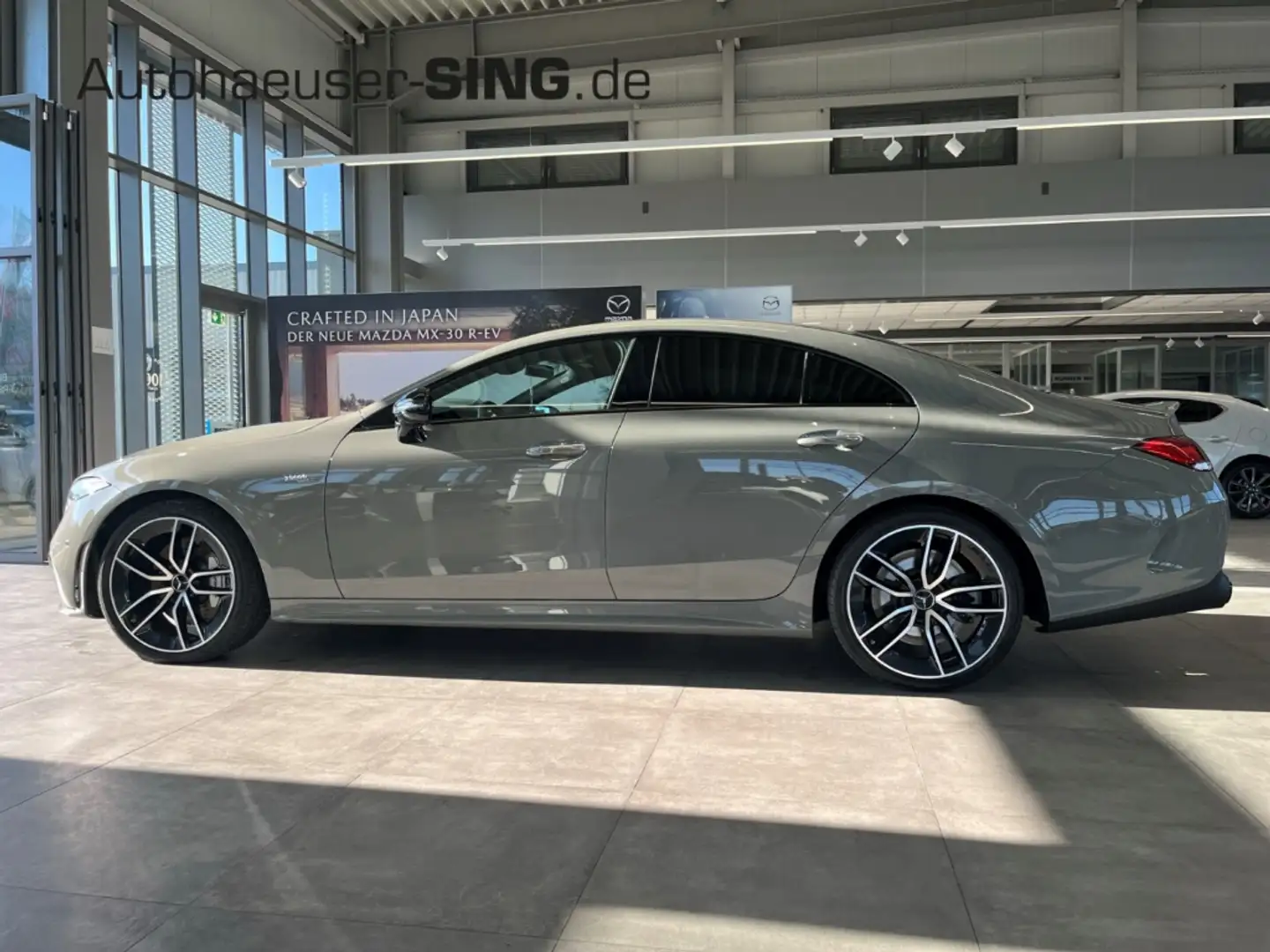Mercedes-Benz CLS 53 AMG 4Matic+ 360° Burmester Nightpaket Gris - 2