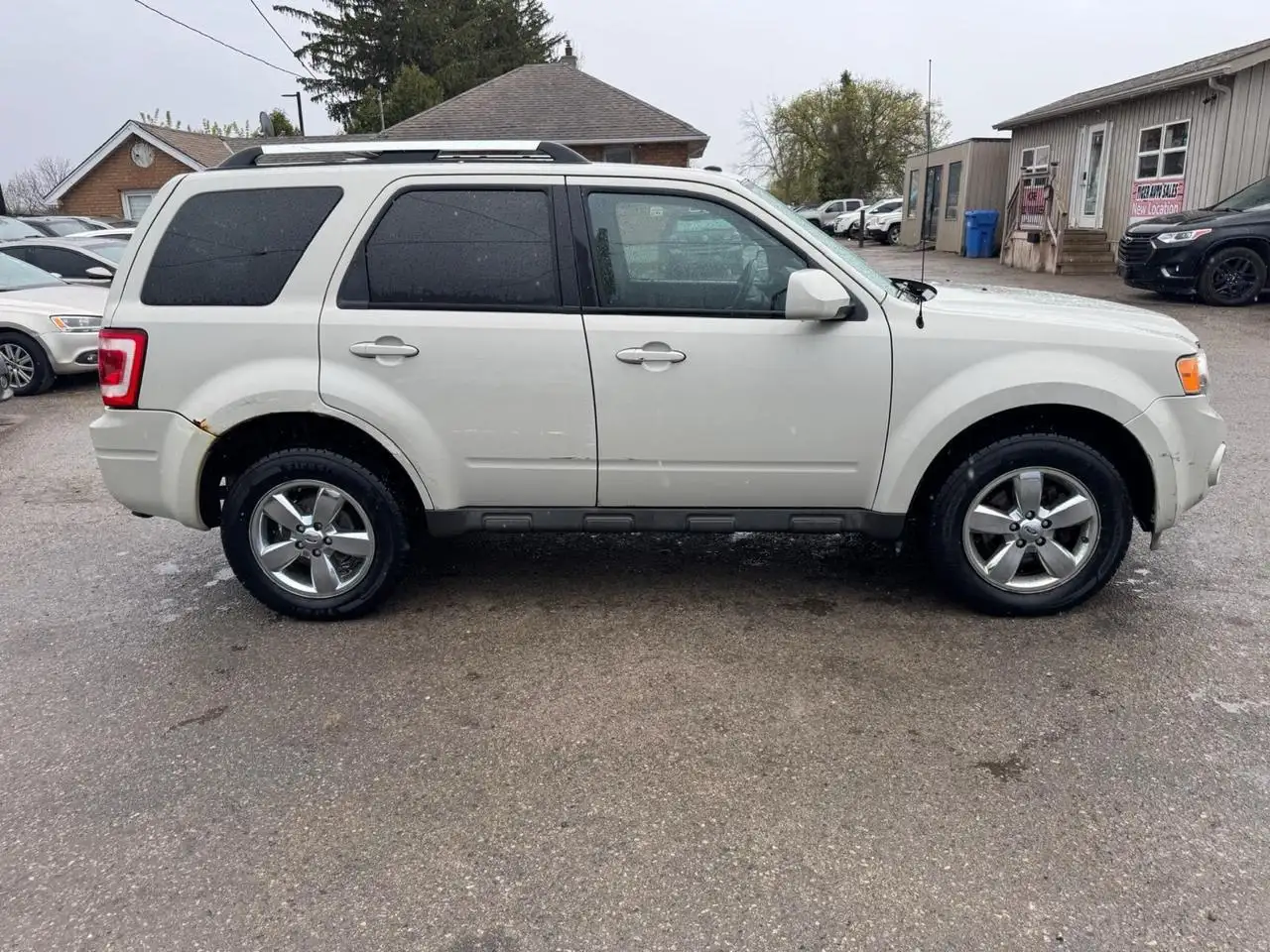 Ford Escape снимка Ford Escape