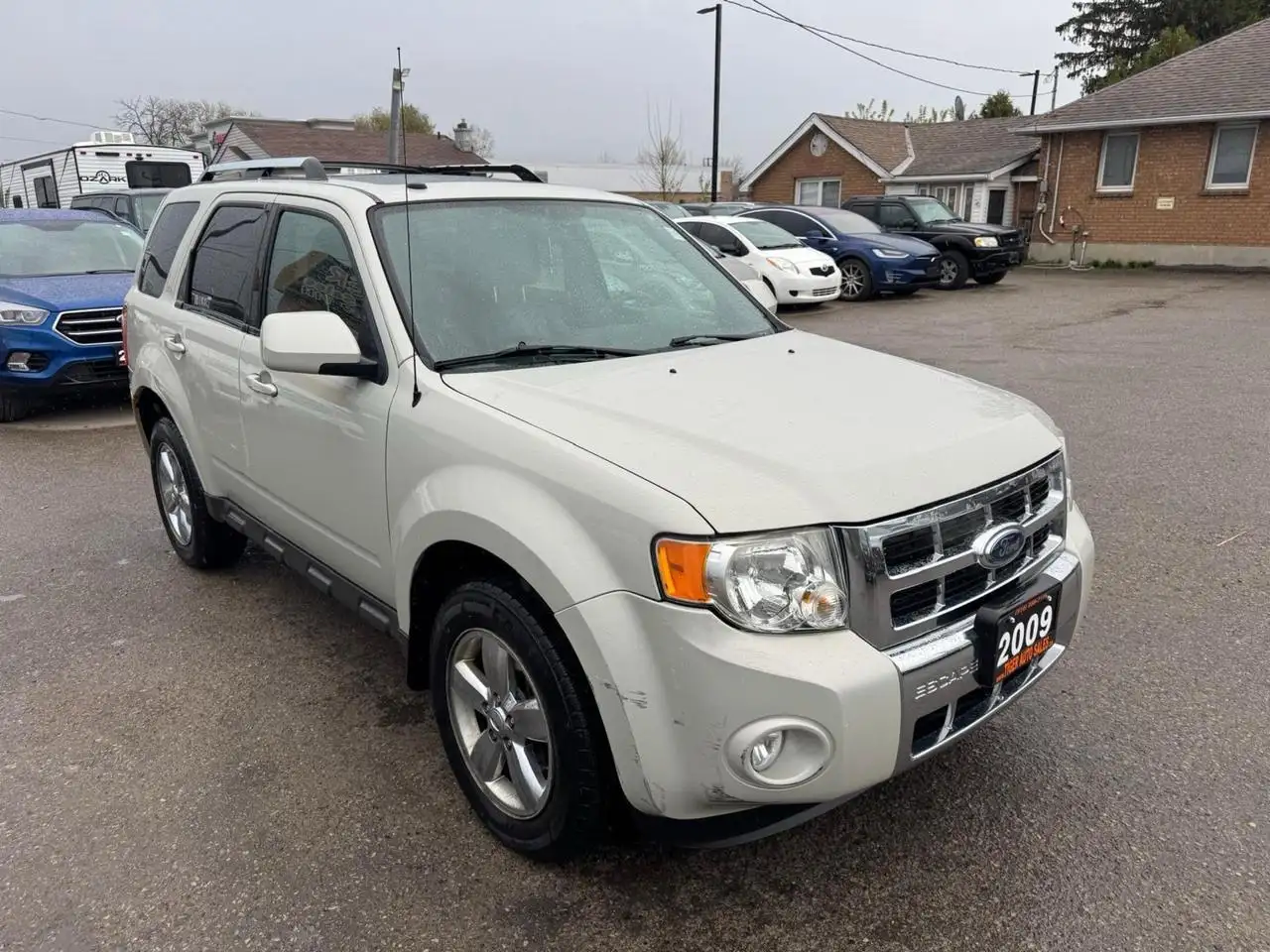 Ford Escape снимка Ford Escape
