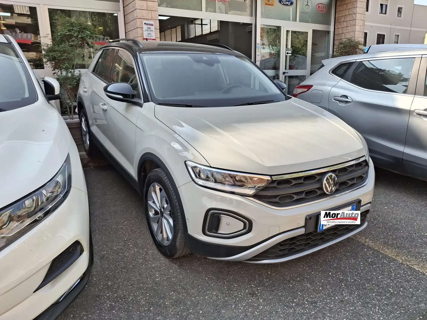 Volkswagen T-Roc T-Roc 1.5 tsi Life dsg Beige - 1