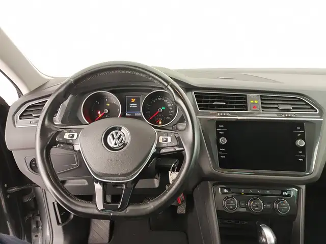 Volkswagen Tiguan view 14