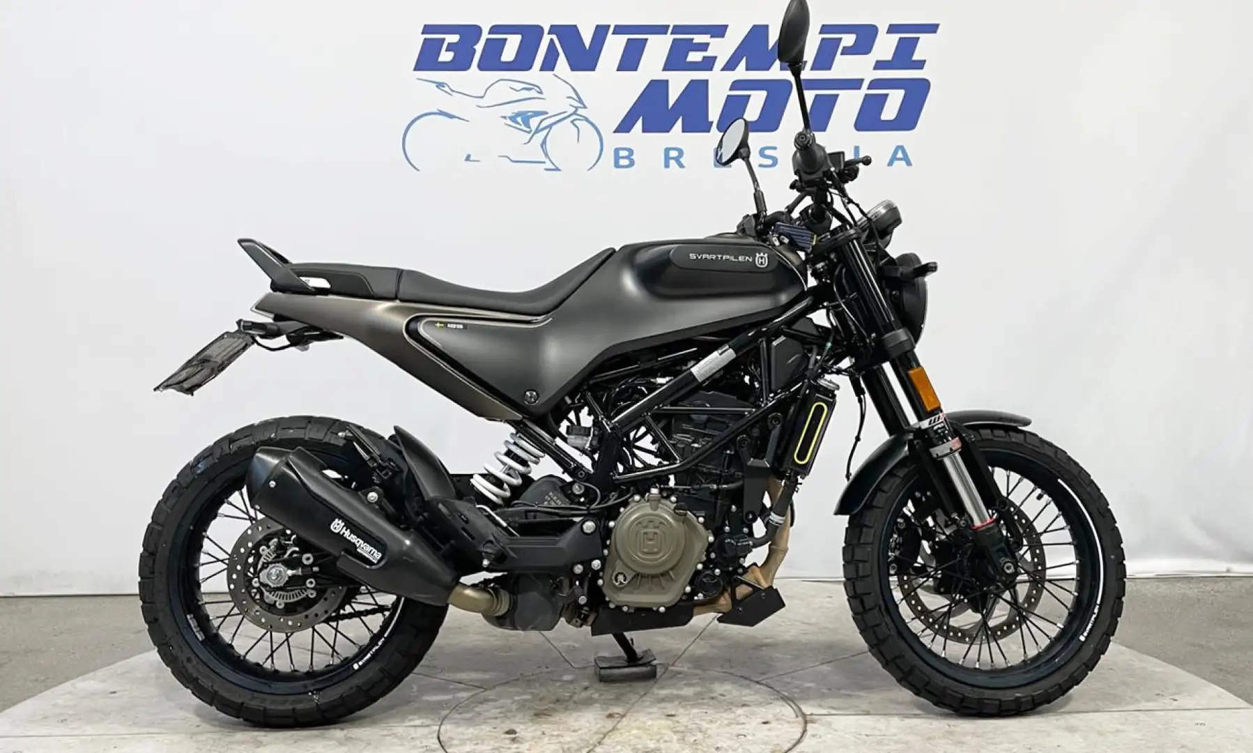 Husqvarna Svartpilen 125 2023 - PAT A1 Schwarz - 1