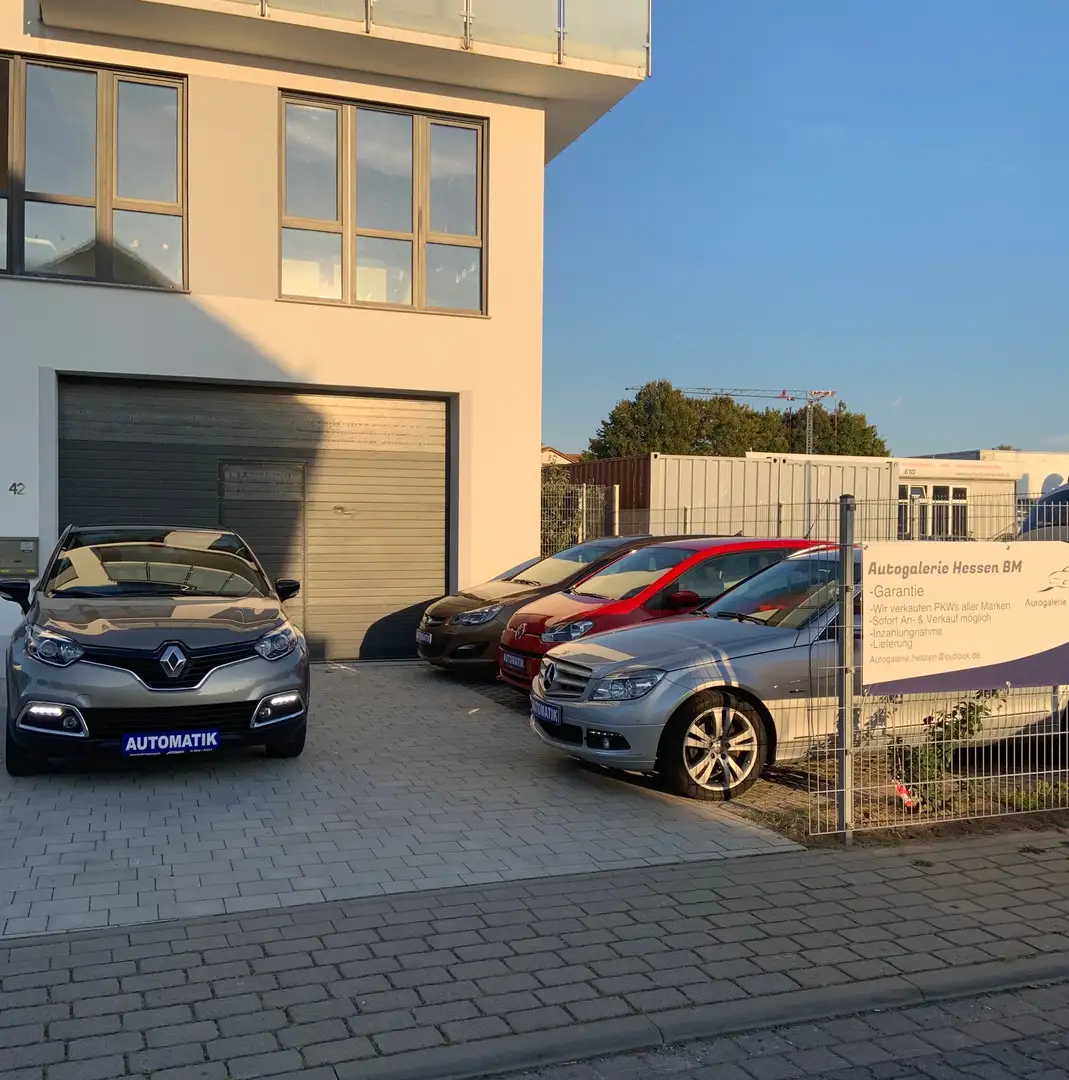 Dacia Logan Laureate*7.Sitze*HU/AU 11/26*Klima*Finanzierung Silber - 1