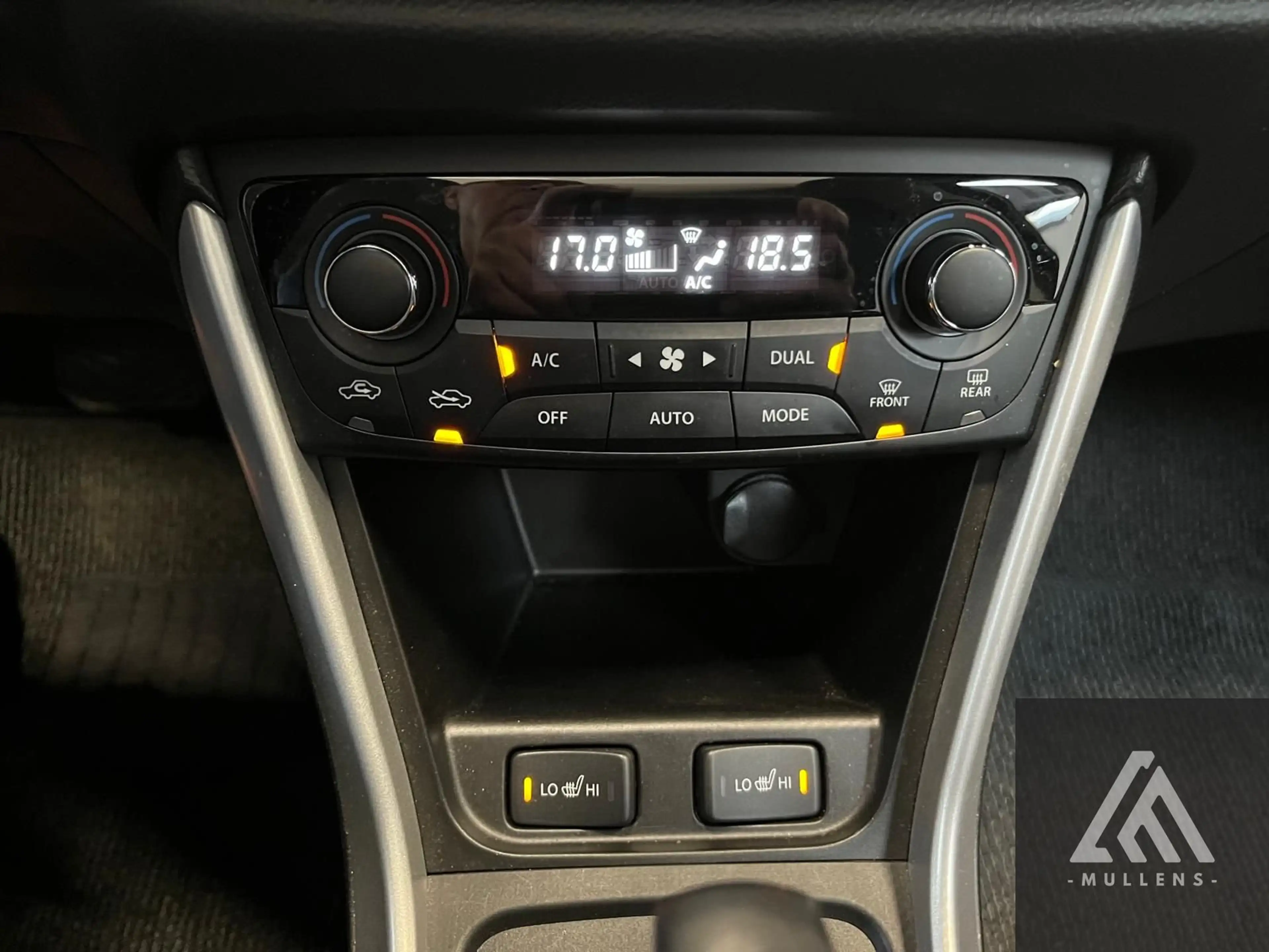 Suzuki SX4 S-Cross Grand Luxe Xtra SHVS Aut (MY21) + Open dak — photo 14