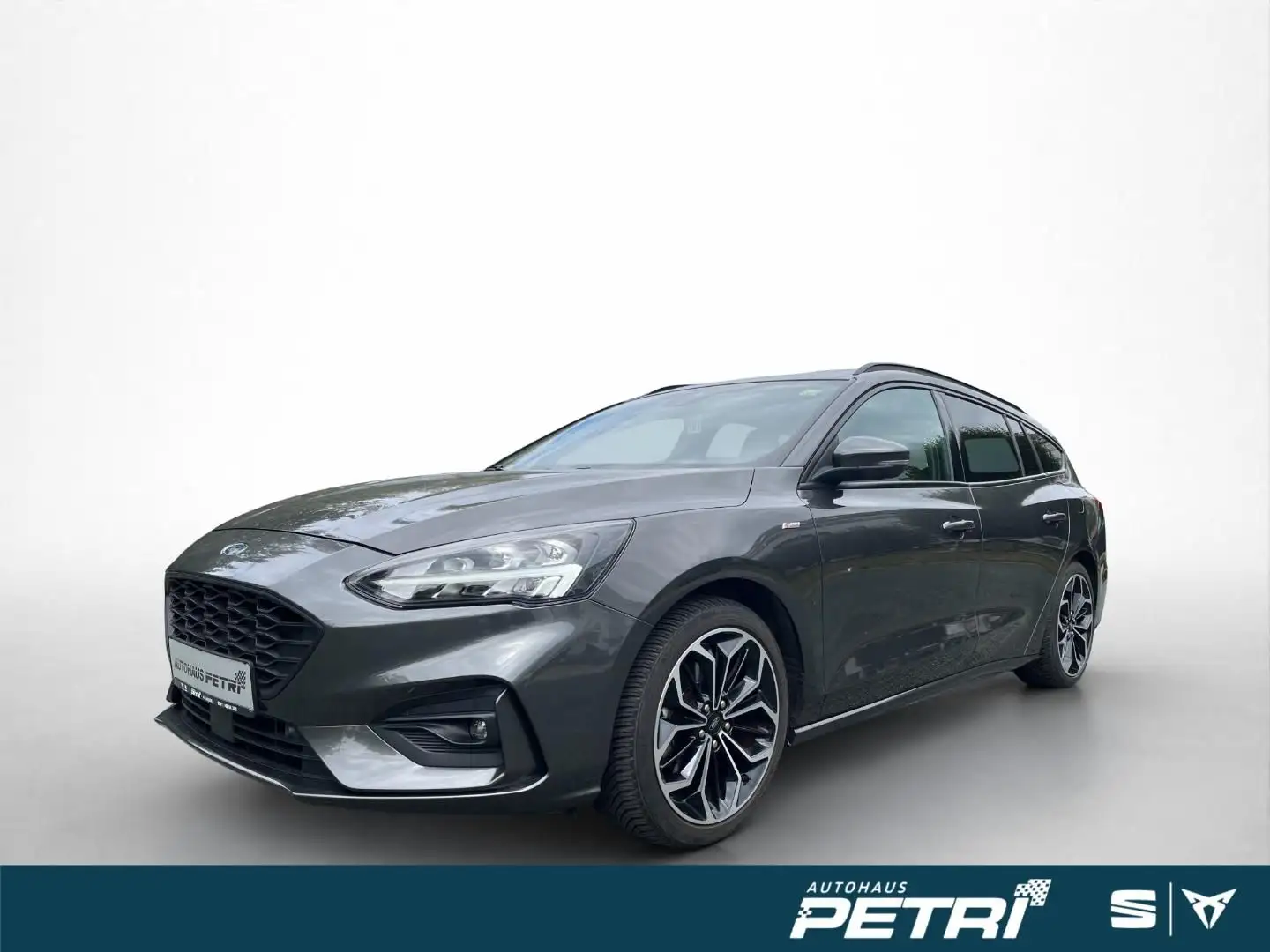 Ford Focus Tunier Ford Focus 1.5 EcoBoost ST-Line / A Grau - 1
