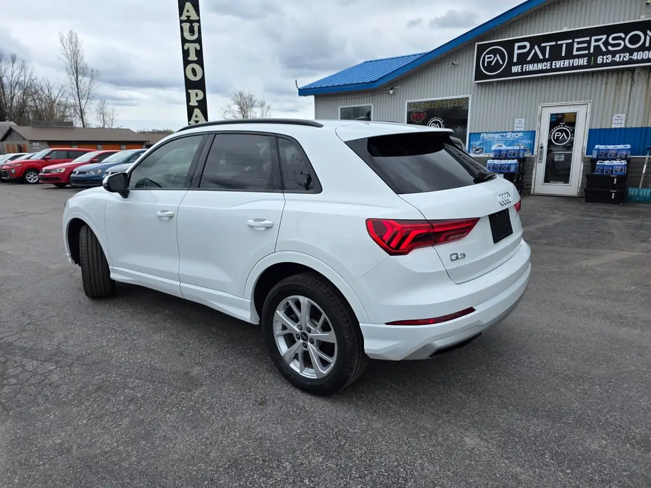 Audi Q3 photo Audi Q3