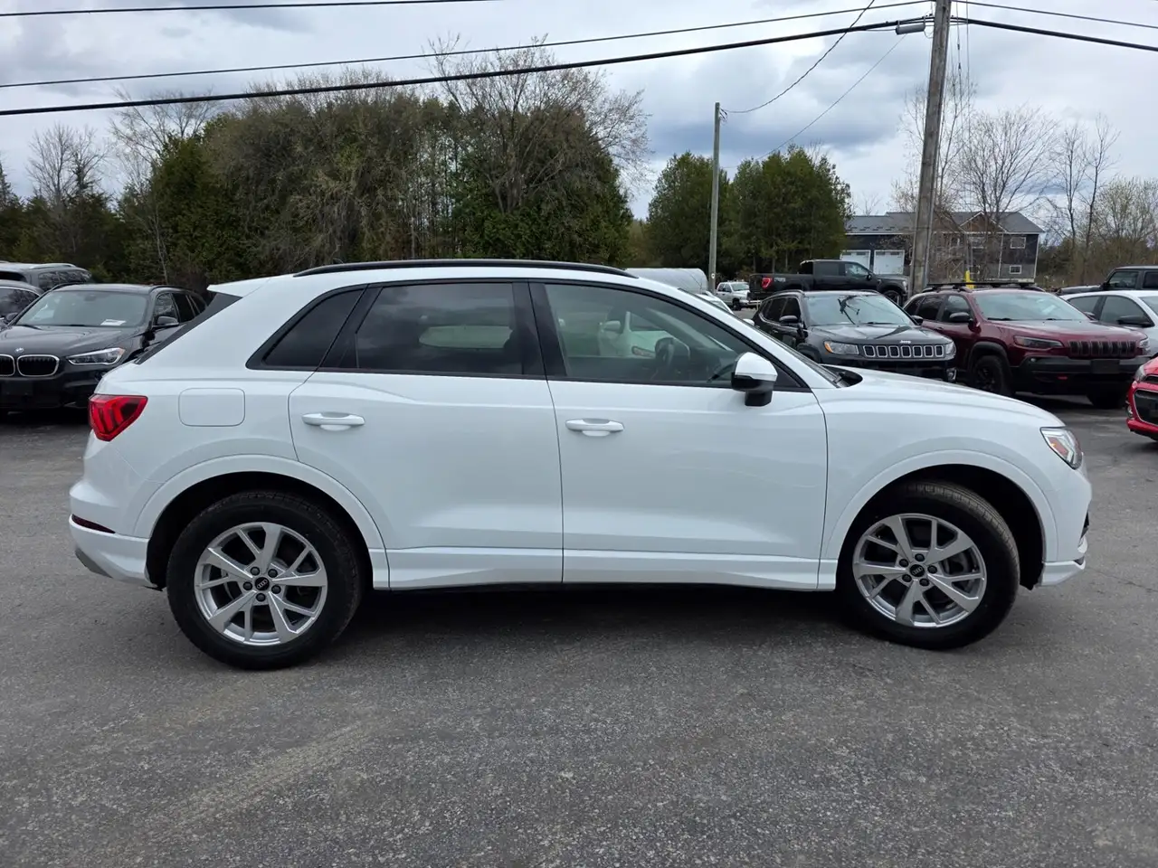 Audi Q3 photo Audi Q3