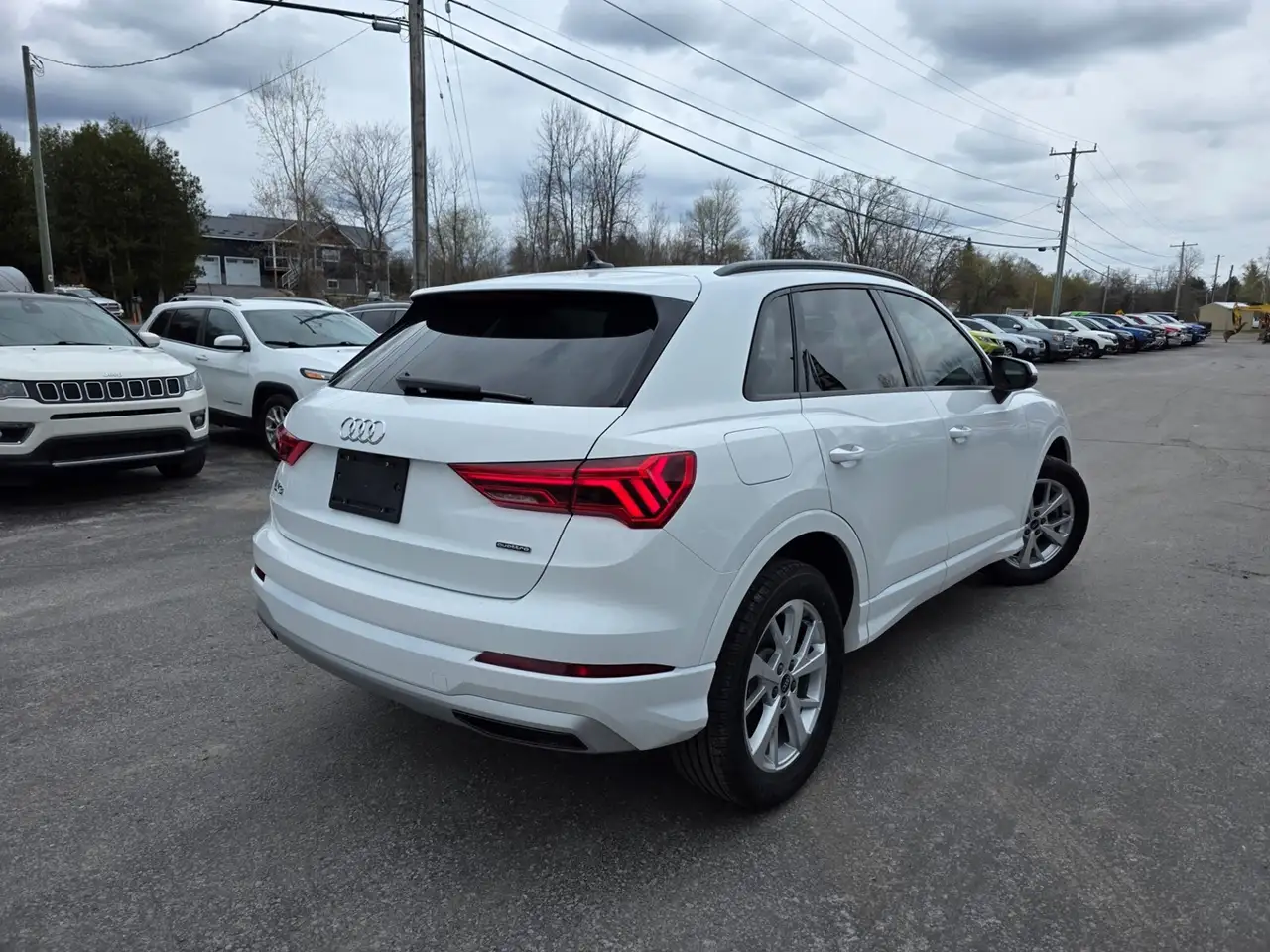 Audi Q3 photo Audi Q3