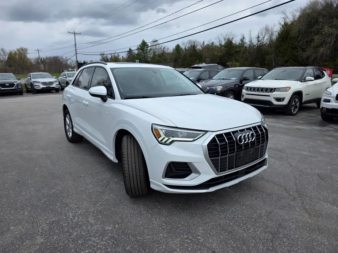 Audi Q3 photo Audi Q3