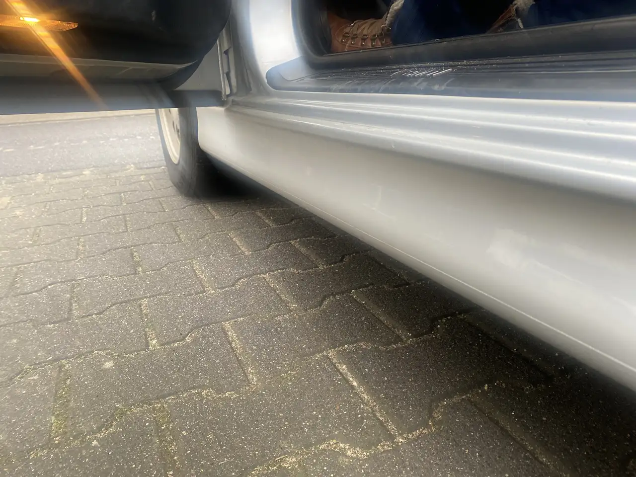 BMW 523i, foto 2