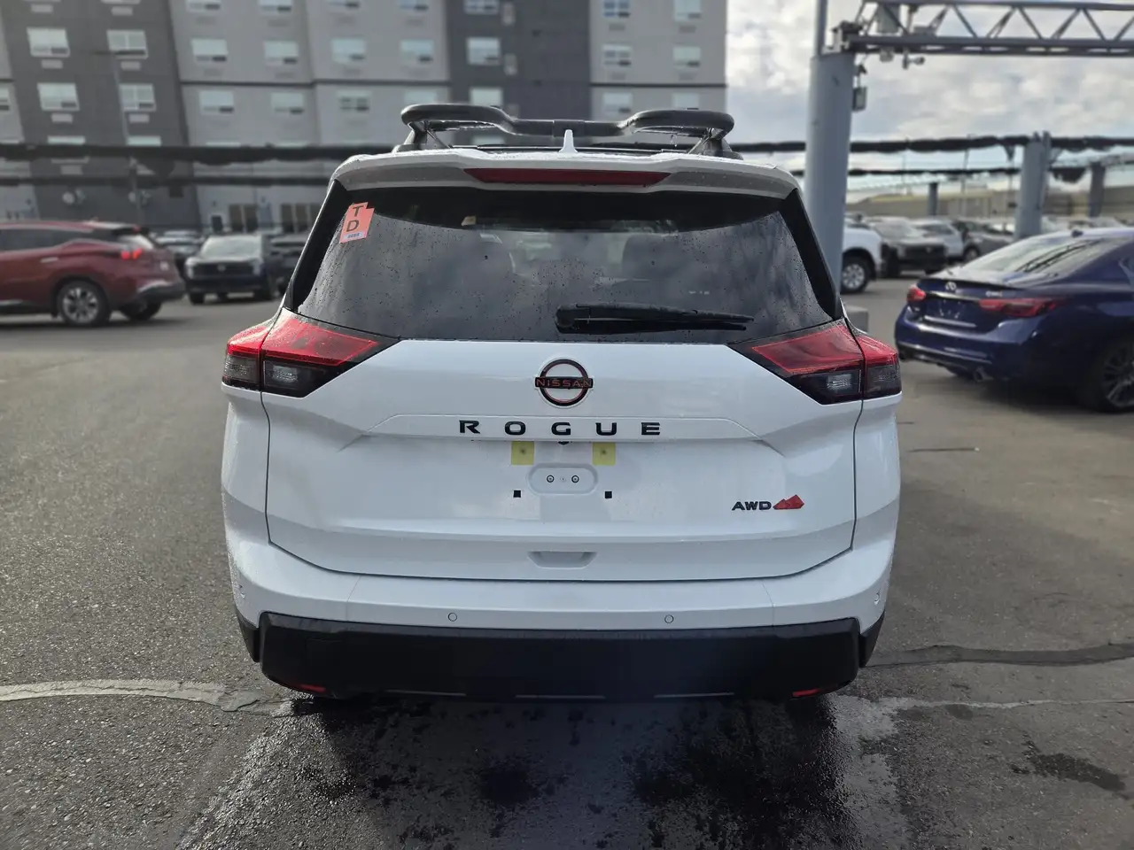 Nissan Rogue снимка Nissan Rogue