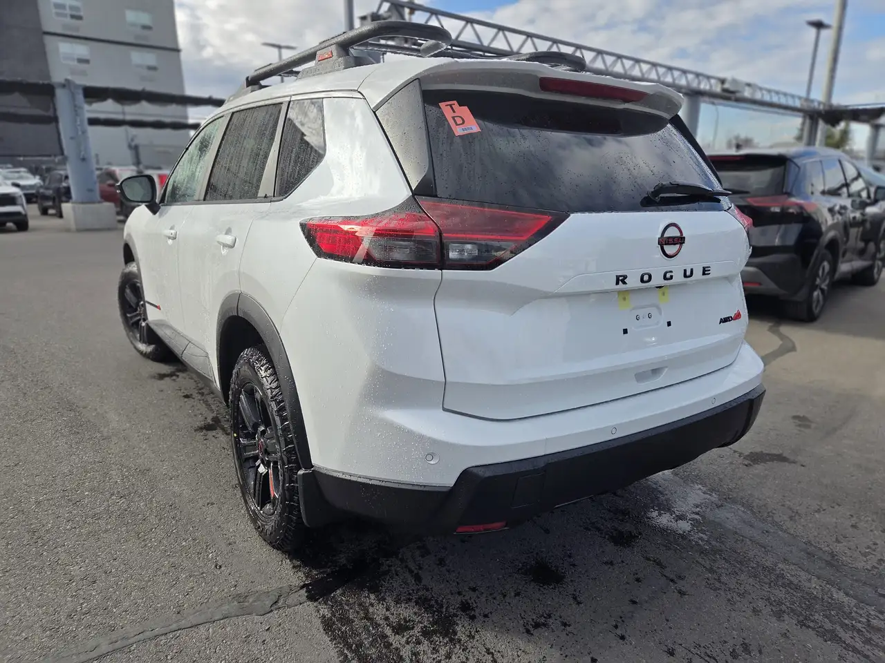 Nissan Rogue снимка Nissan Rogue