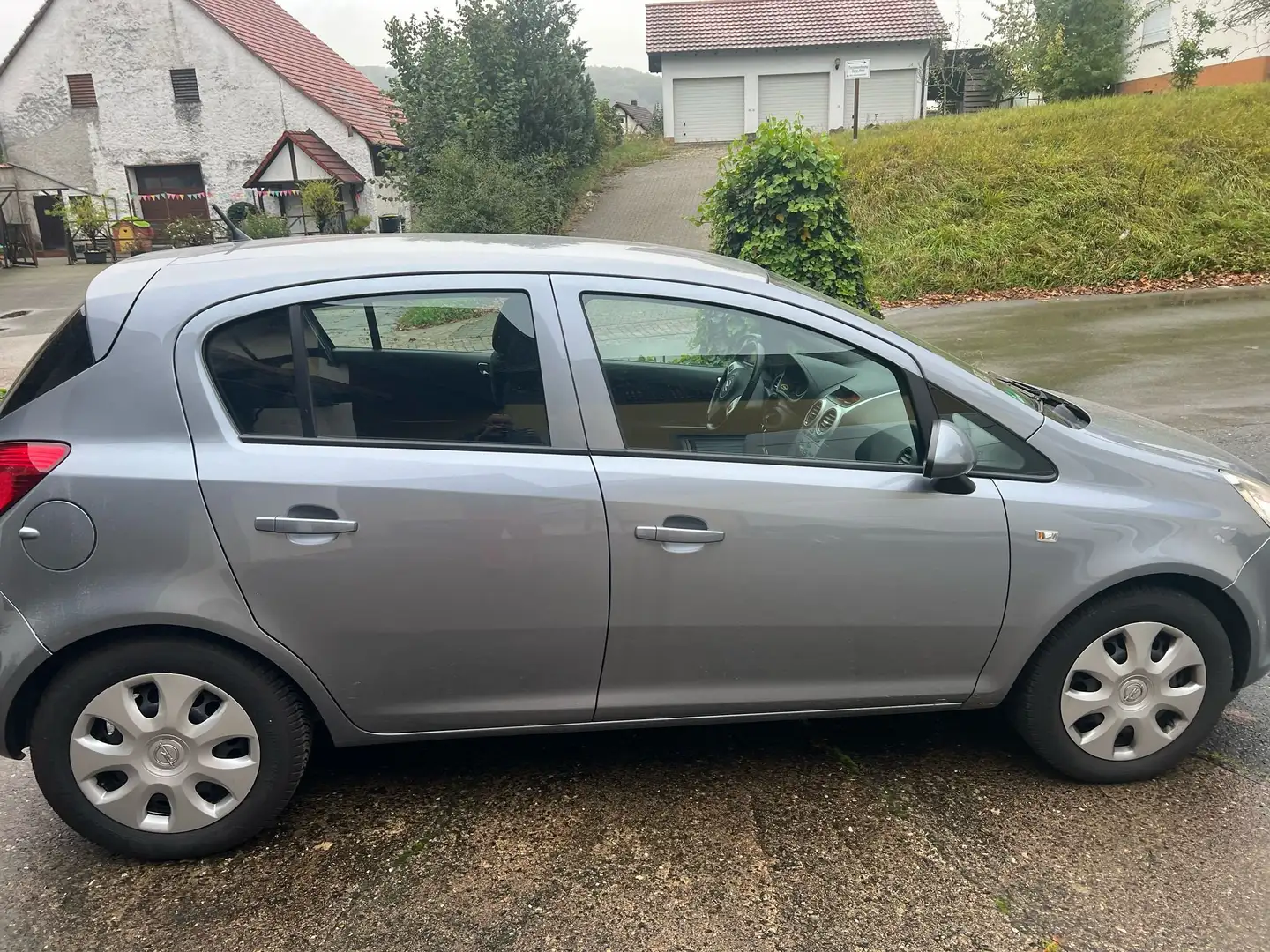 Opel Corsa Corsa 1.4 16V Automatik Edition Silber - 1