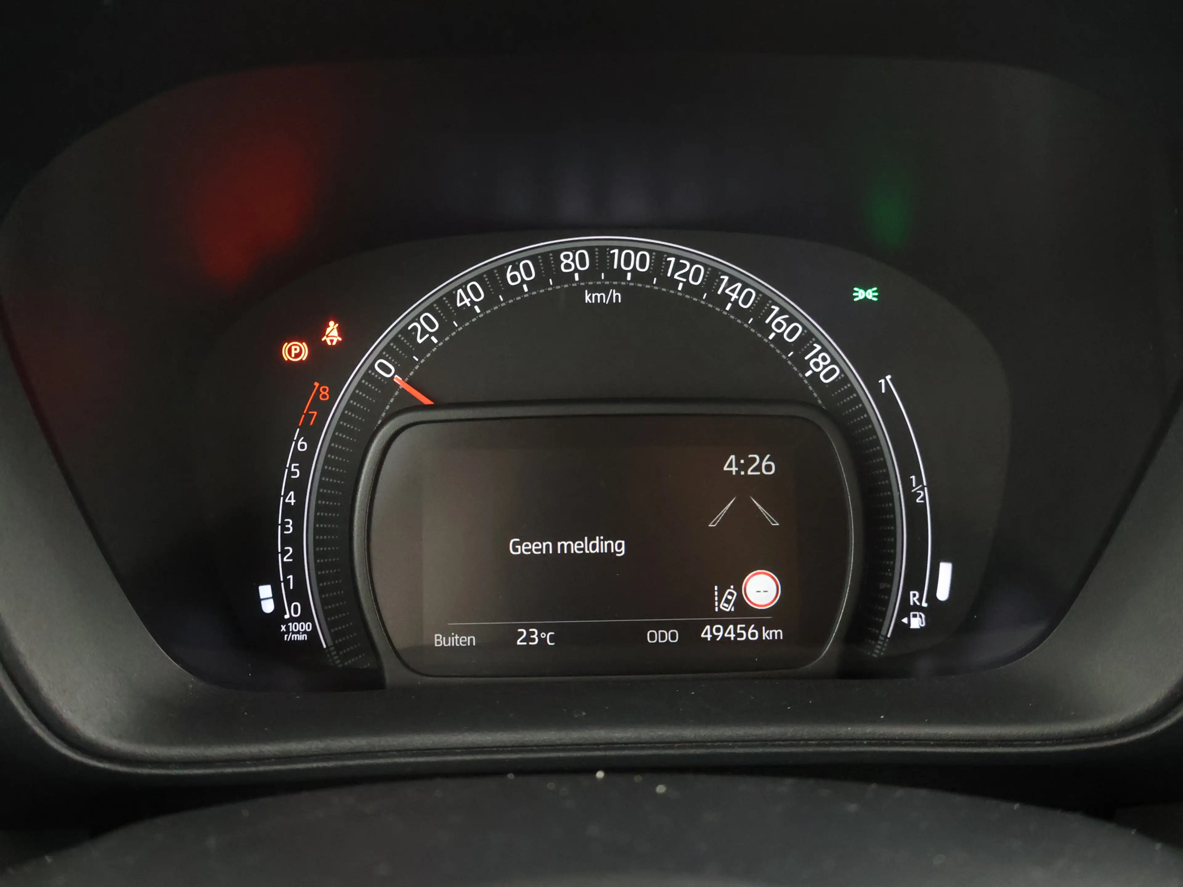 Toyota Aygo X 1.0 VVT-i MT Play | Dealer onderhouden | Airco | A — photo 5