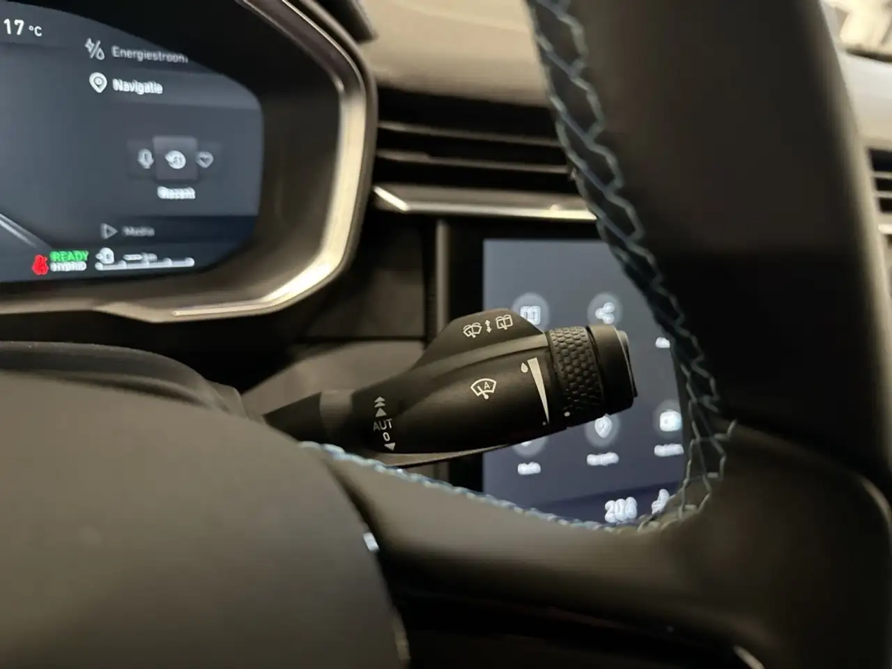 Lynk & Co 01 1.5 PHEV MY22 BLACK-PAKKET PANO 360 CAMERA, миниатюра 30