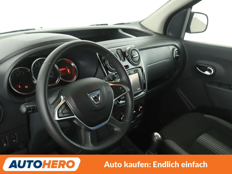 Dacia Dokker 1.2 TCe Stepway Celebration*NAVI*CAM*PDC*TEMPO* — photo 11