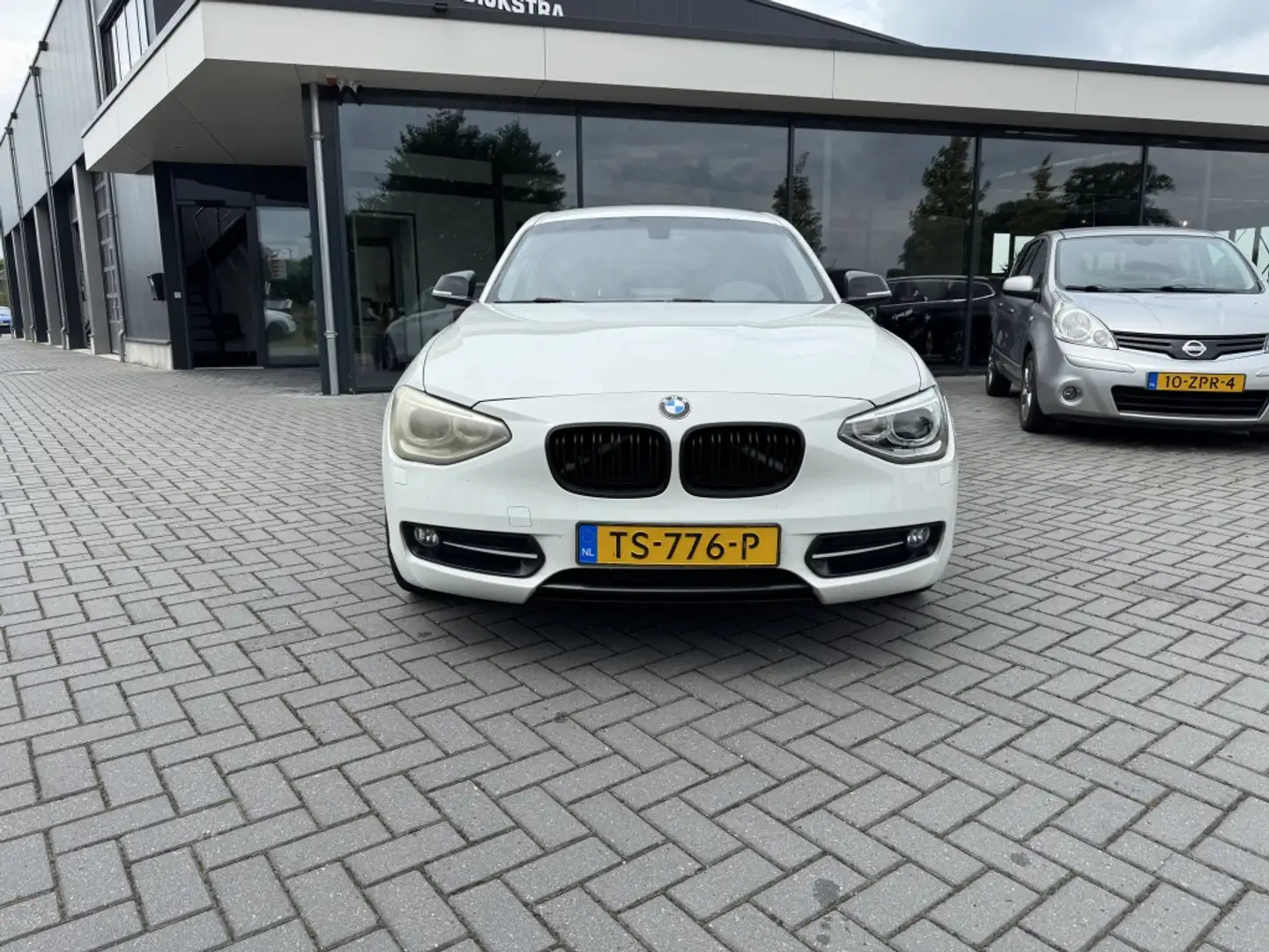 BMW 116 1-serie 116i Білий - 2