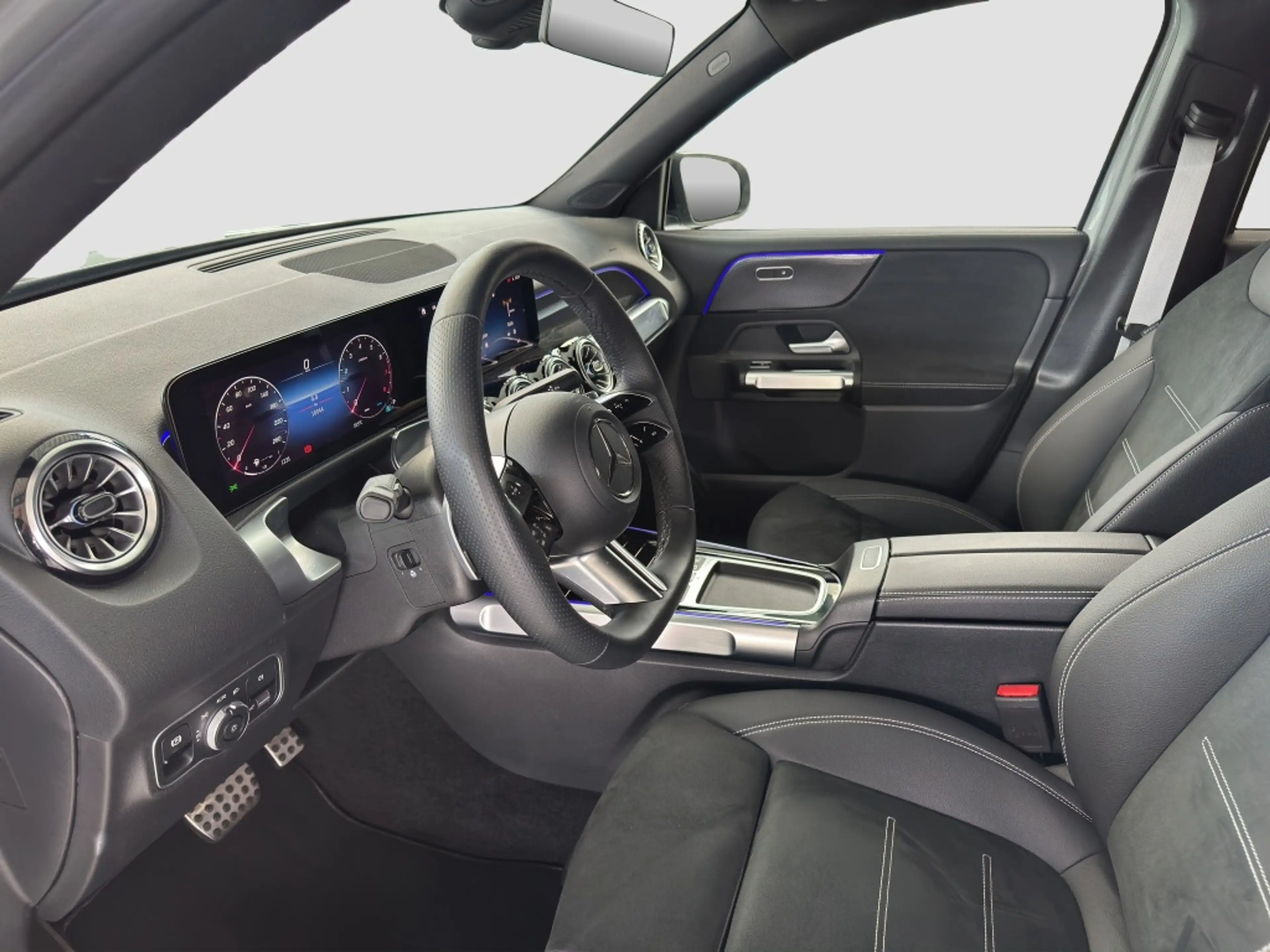 Mercedes-Benz GLB 200 AMG*Night*LED*KeyLess*PDC*ParkAss*RFK — photo 6