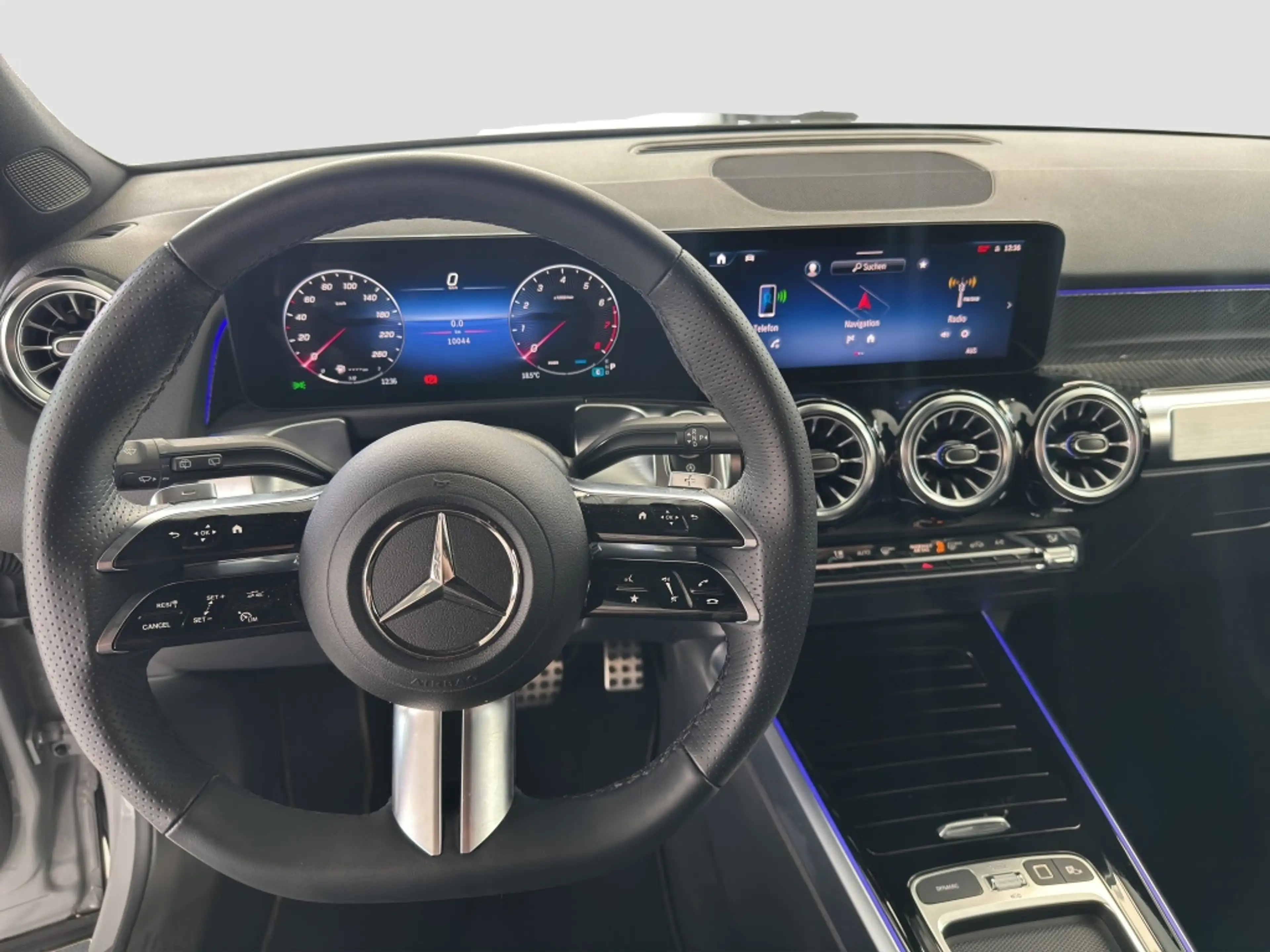 Mercedes-Benz GLB 200 AMG*Night*LED*KeyLess*PDC*ParkAss*RFK — photo 8