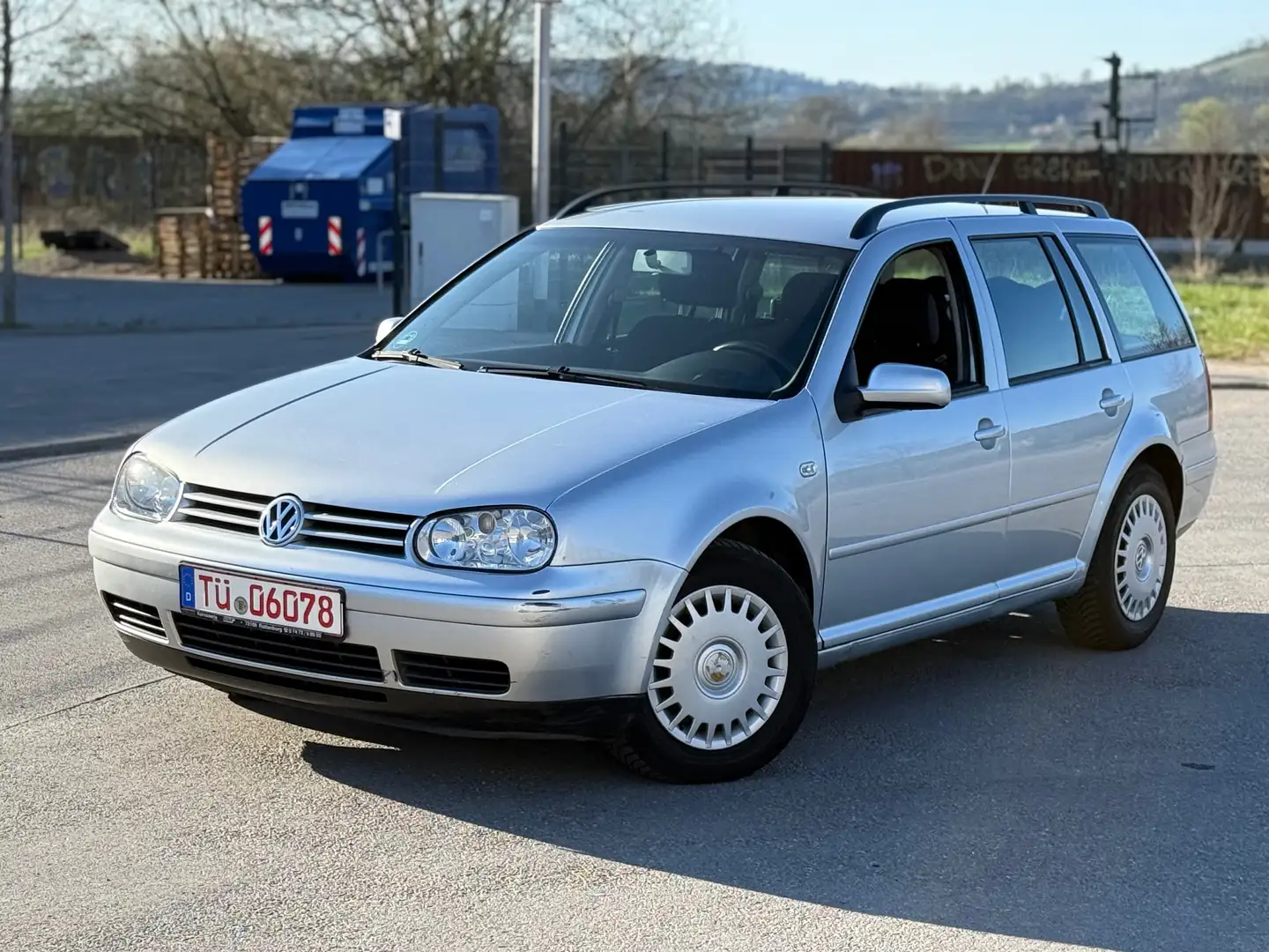 Volkswagen Golf Variant 1.9 TDI Pacific 6 Gang | AHK | TÜV 03/2026 Gris - 2
