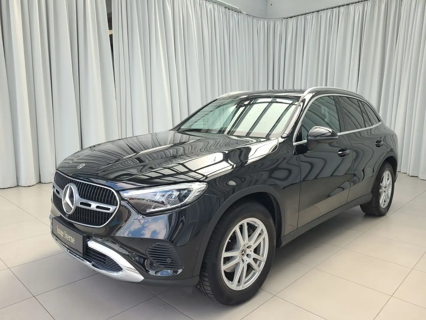 Mercedes-Benz GLC 220 d 4MATIC Siyah - 2