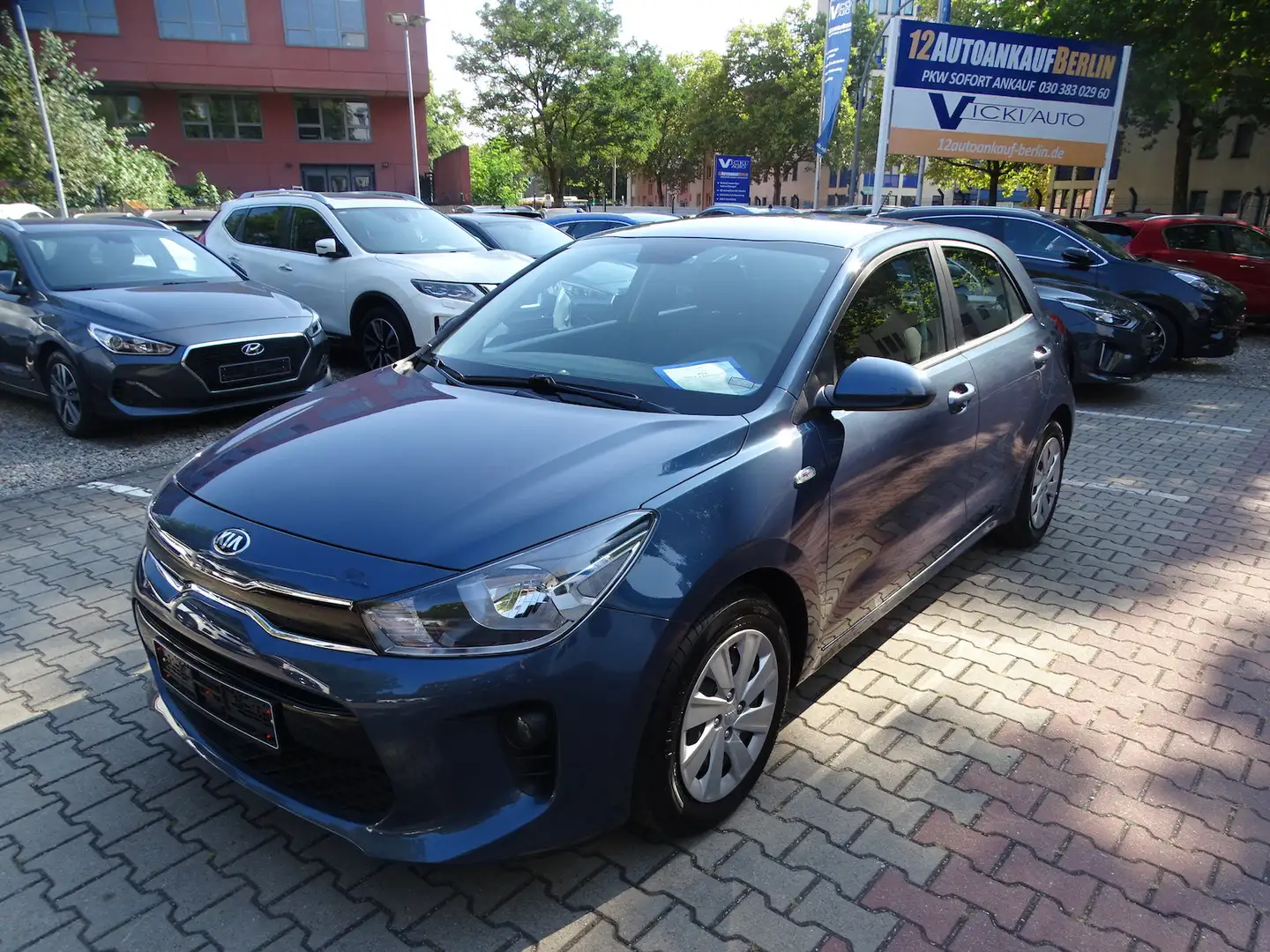 Kia Rio 1.2 Edition 7 Grijs - 1