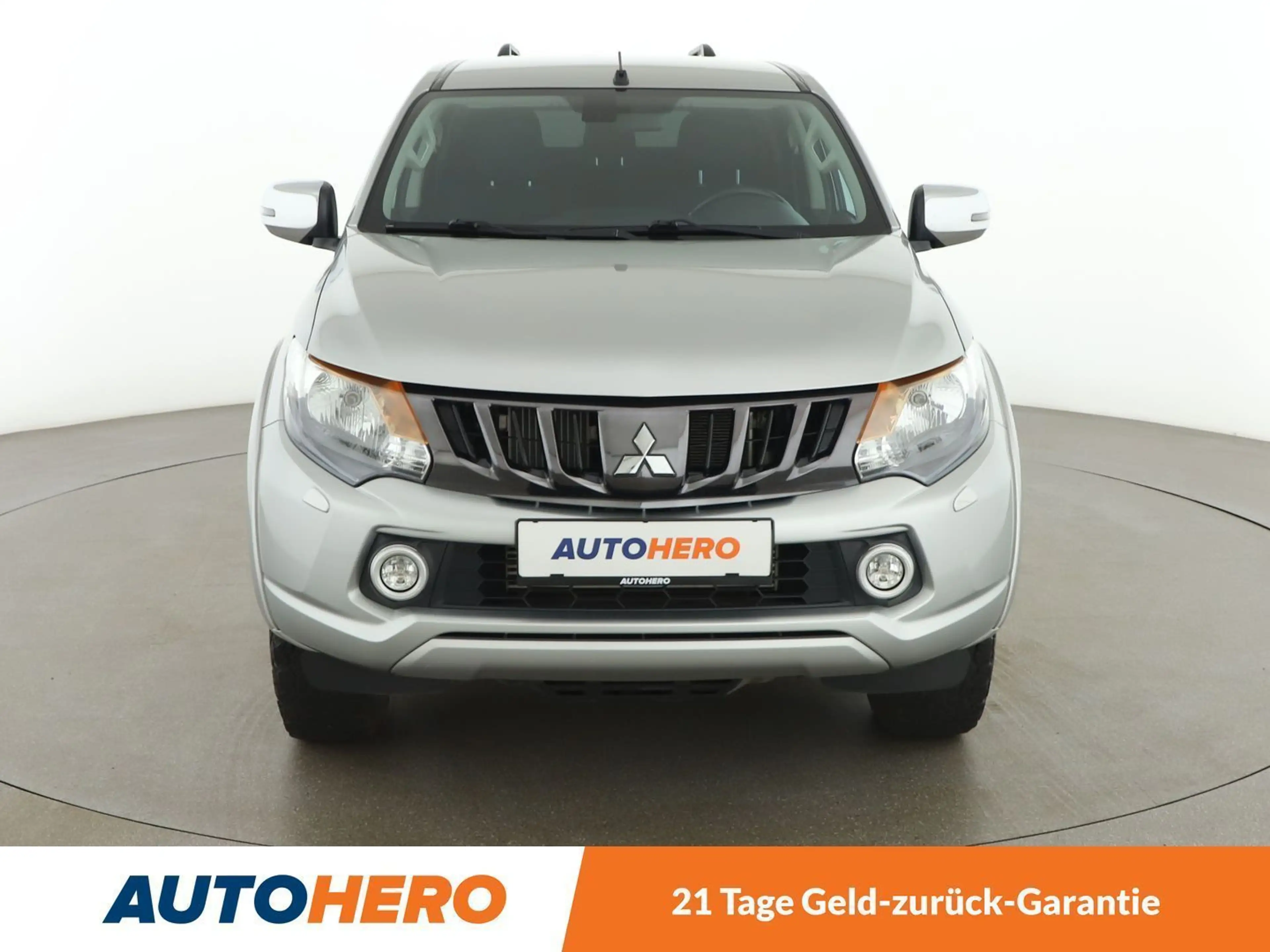 Mitsubishi L200 2.4 DI-D Top Doppelkabine 4WD Aut. *TEMPO*CAM*AHK* — photo 9