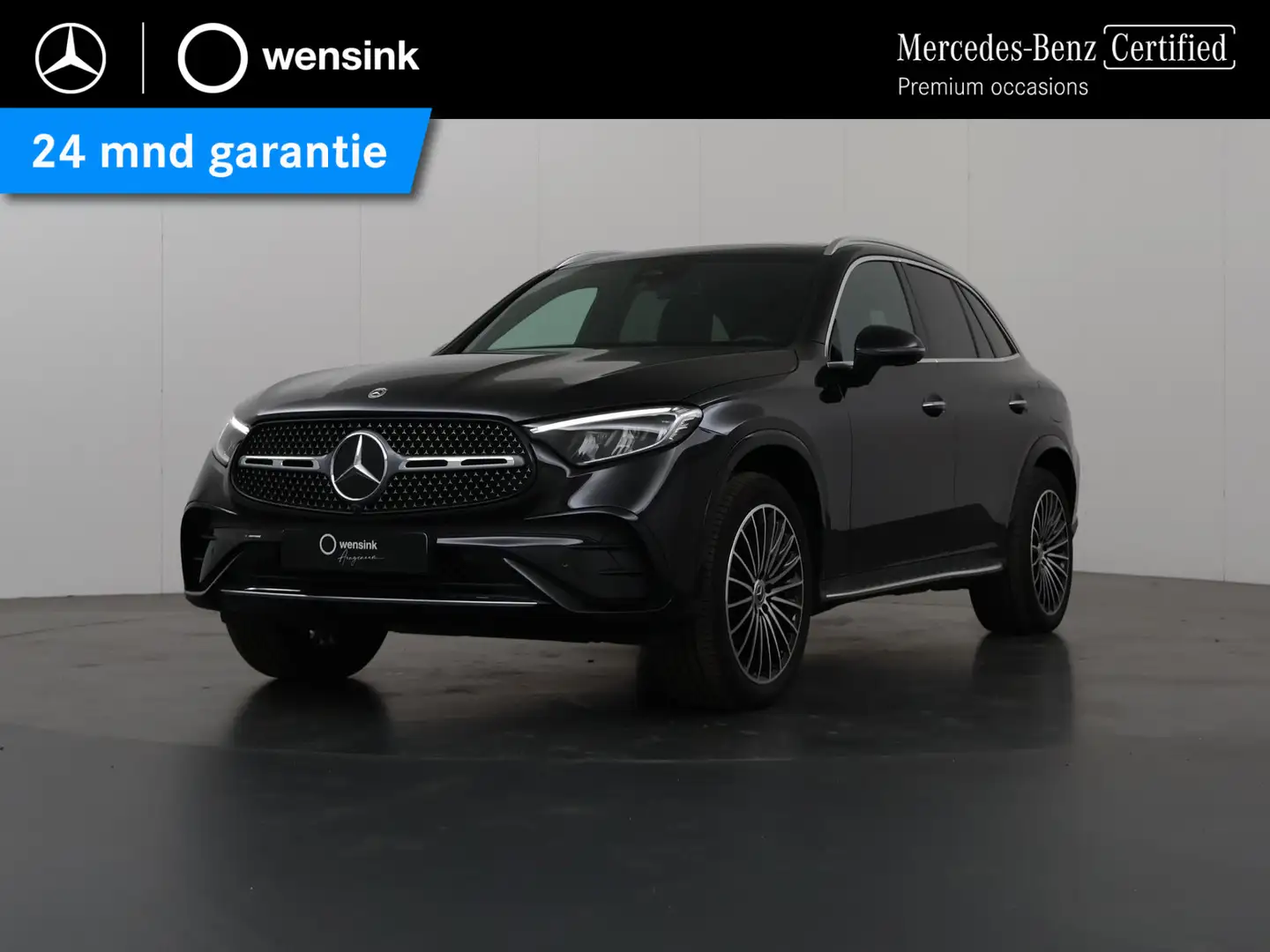 Mercedes-Benz GLC 300 300e 4MATIC AMG Line | AMG | Panoramadak | Trekhaa Zwart - 1