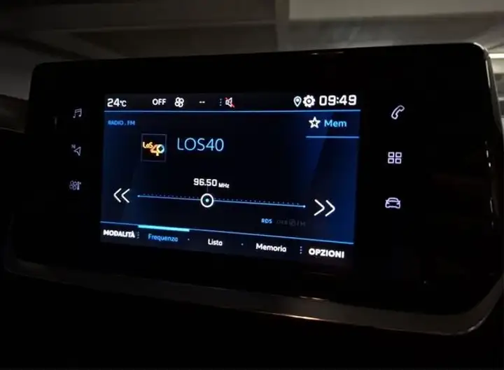 Peugeot 208 2023, foto 10