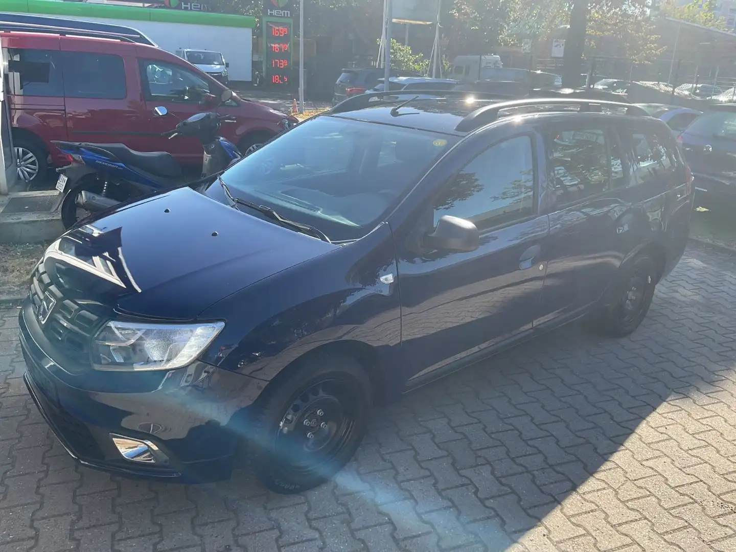 Dacia Logan MCV SCe 75 Comfort Blau - 2