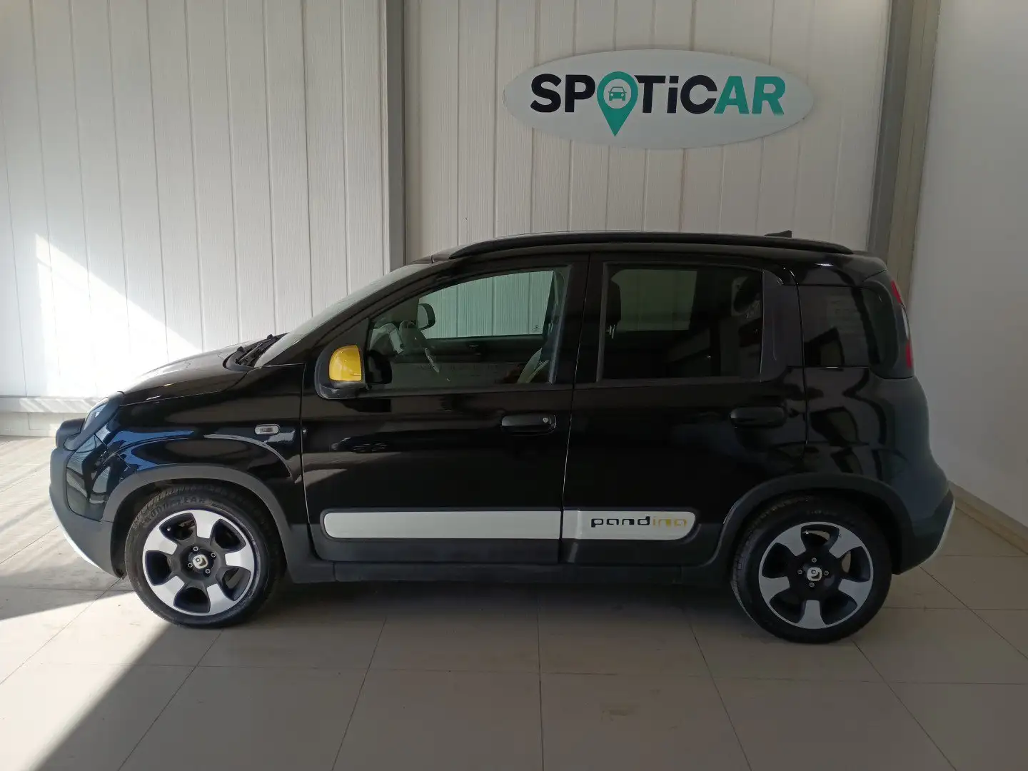 Fiat Panda Panda Cross 1.0 FireFly S&S Hybrid Nero - 2