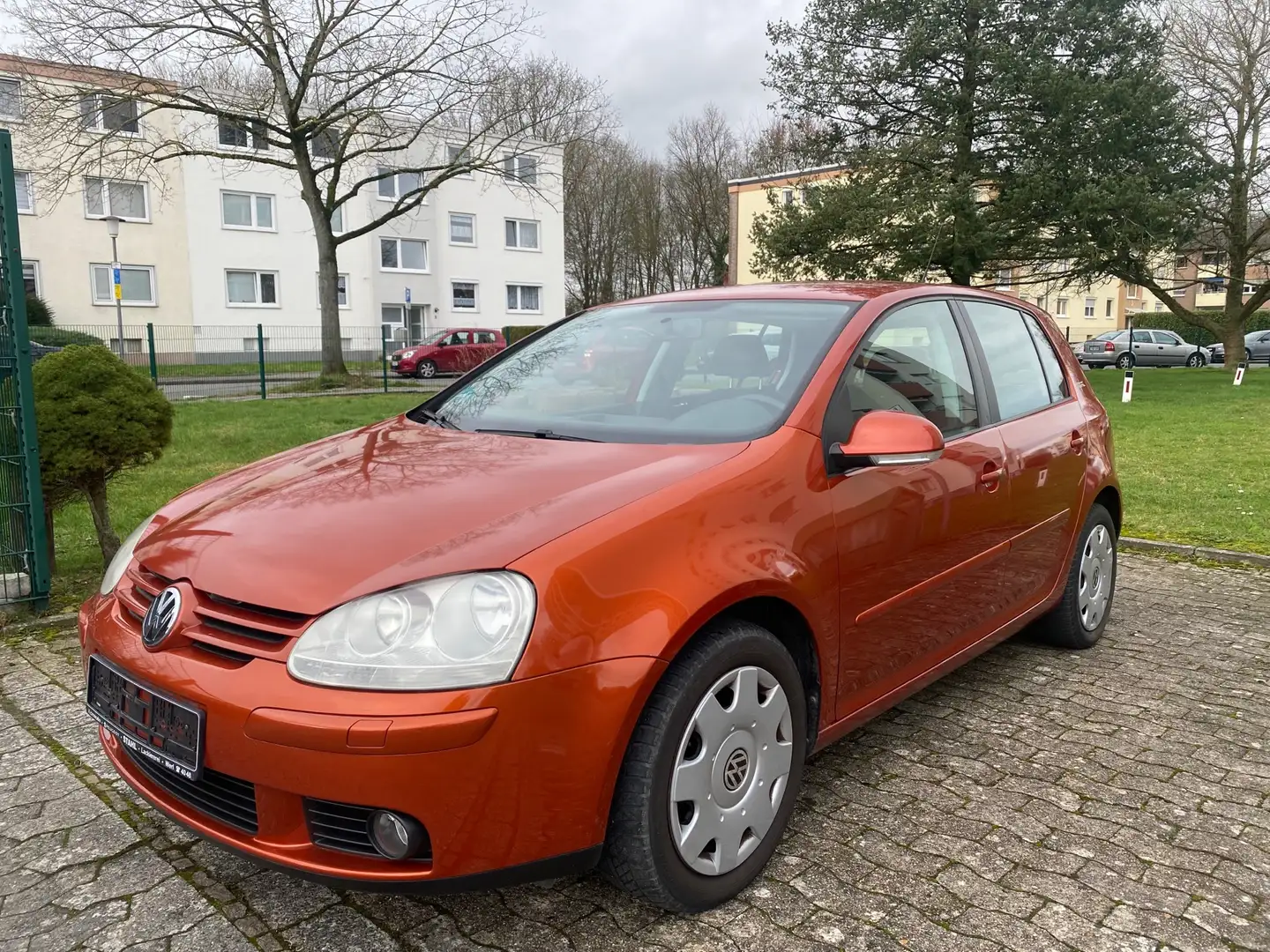 Volkswagen Golf 1.4 Goal Arancione - 2