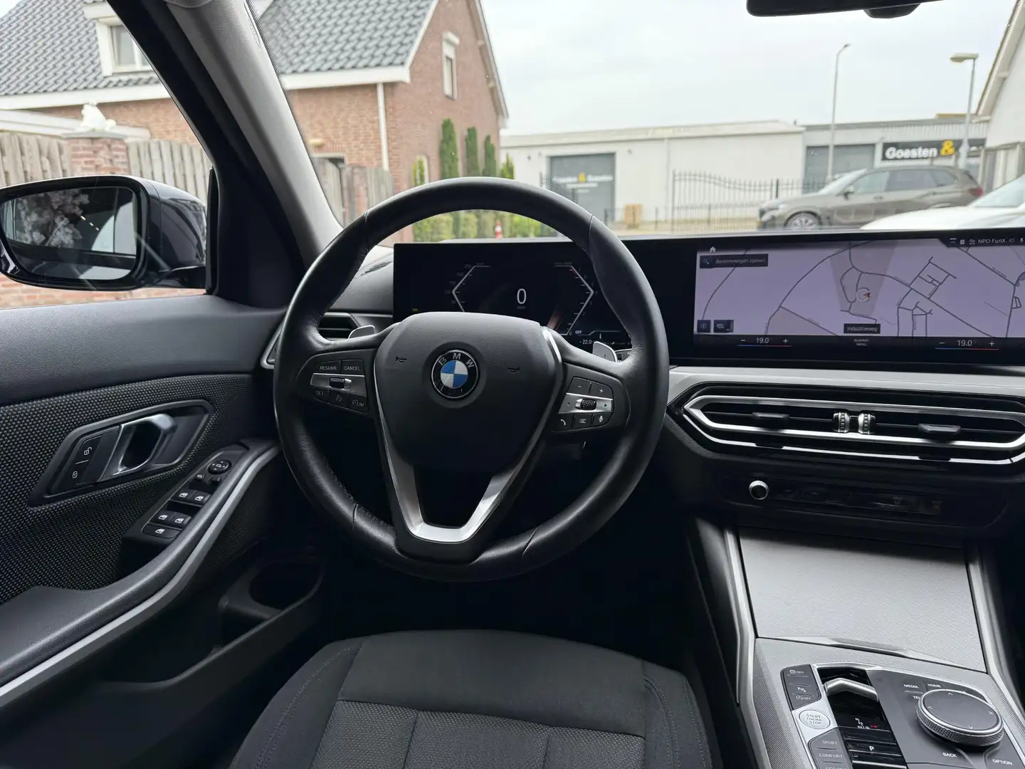 BMW 318 3-serie Touring 2.0 318i Org NL Widescreen display Negro - 2