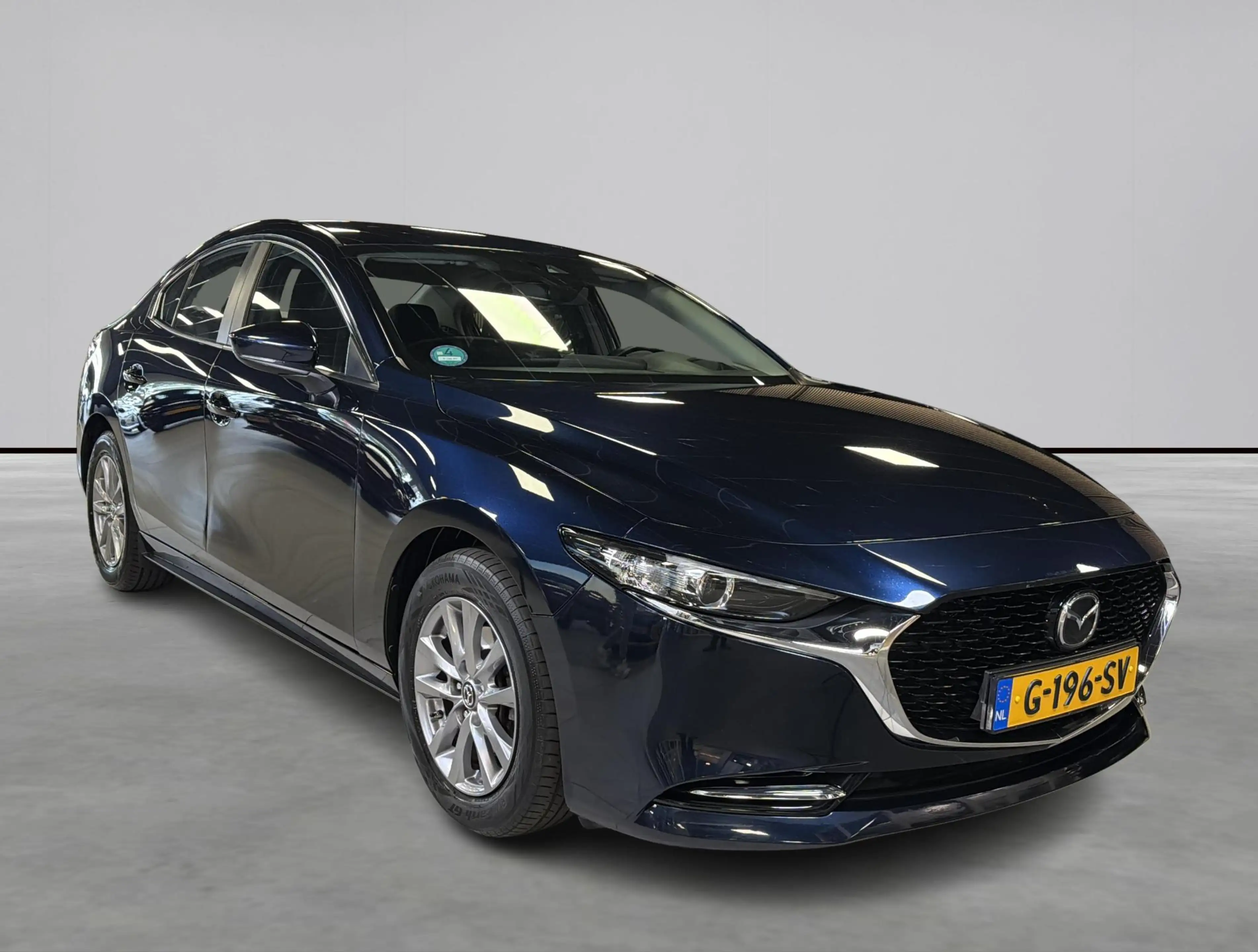 Mazda 3 2.0 e-SkyActiv-X M Hybrid 180 — photo 7