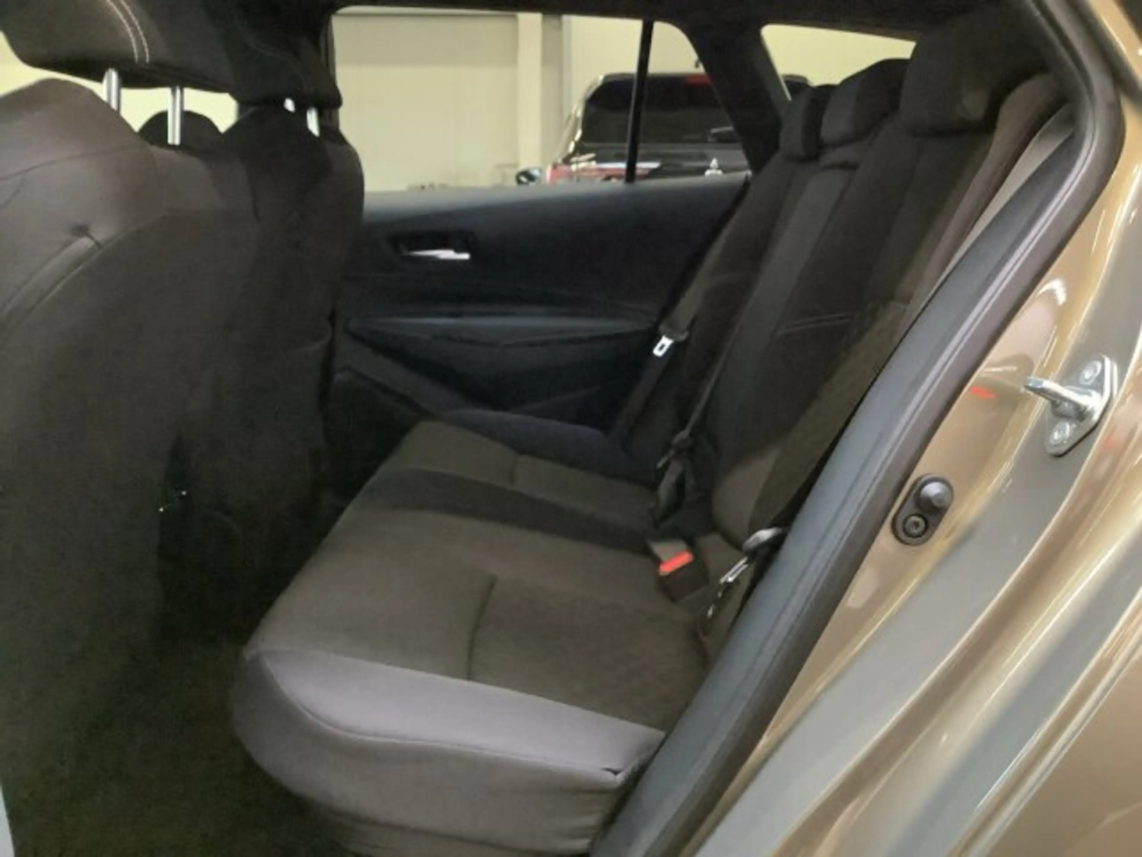 Suzuki Swace Swace 1.8 Hybrid Comfort + Hybrid (EURO 6e) — photo 14