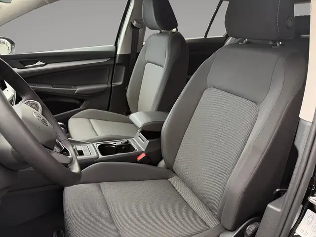 Volkswagen Golf view 10
