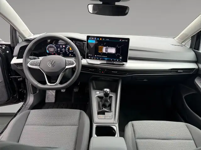 Volkswagen Golf view 11