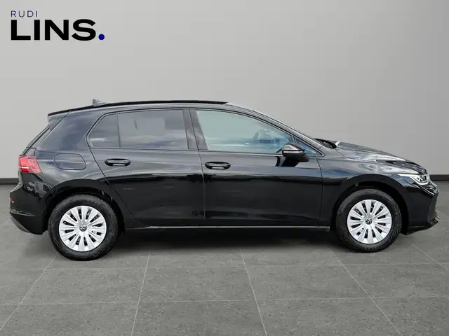 Volkswagen Golf view 6