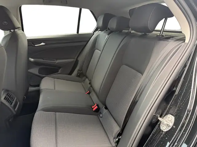 Volkswagen Golf view 14