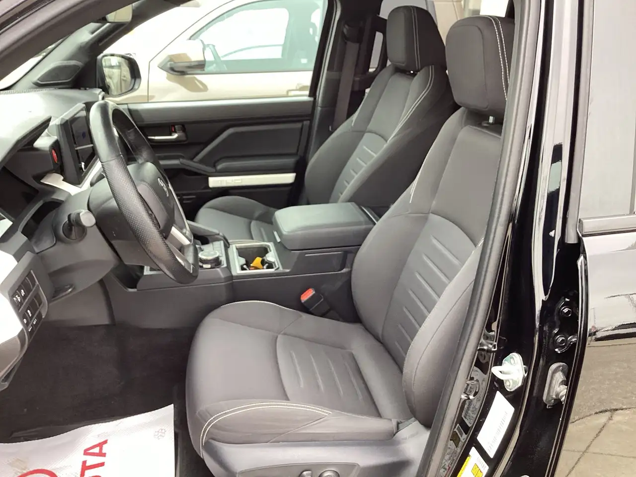 Toyota Tacoma снимка Toyota Tacoma
